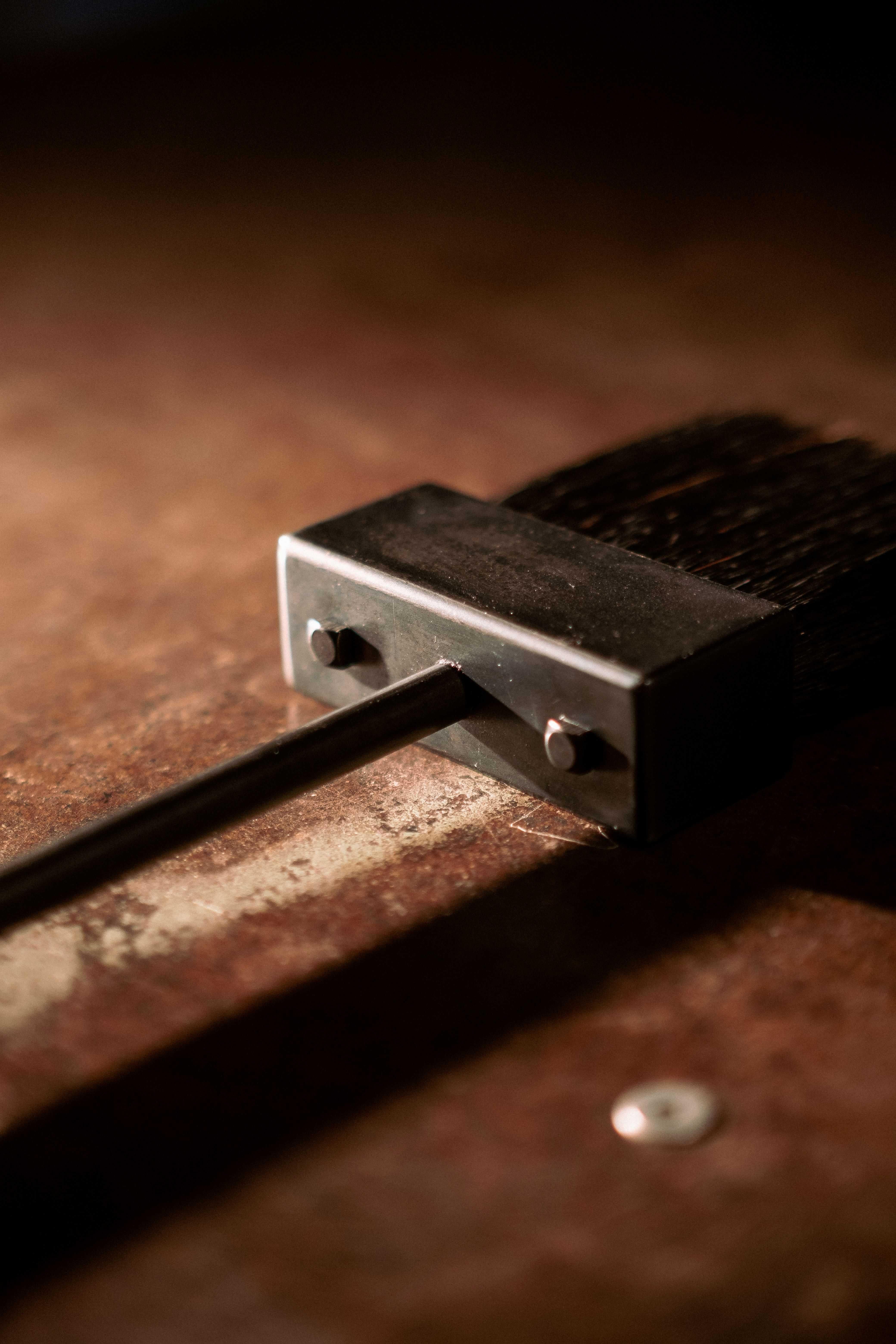 Set di utensili per caminetto in acciaio moderno In condizioni Nuovo in vendita a Treadwell, NY