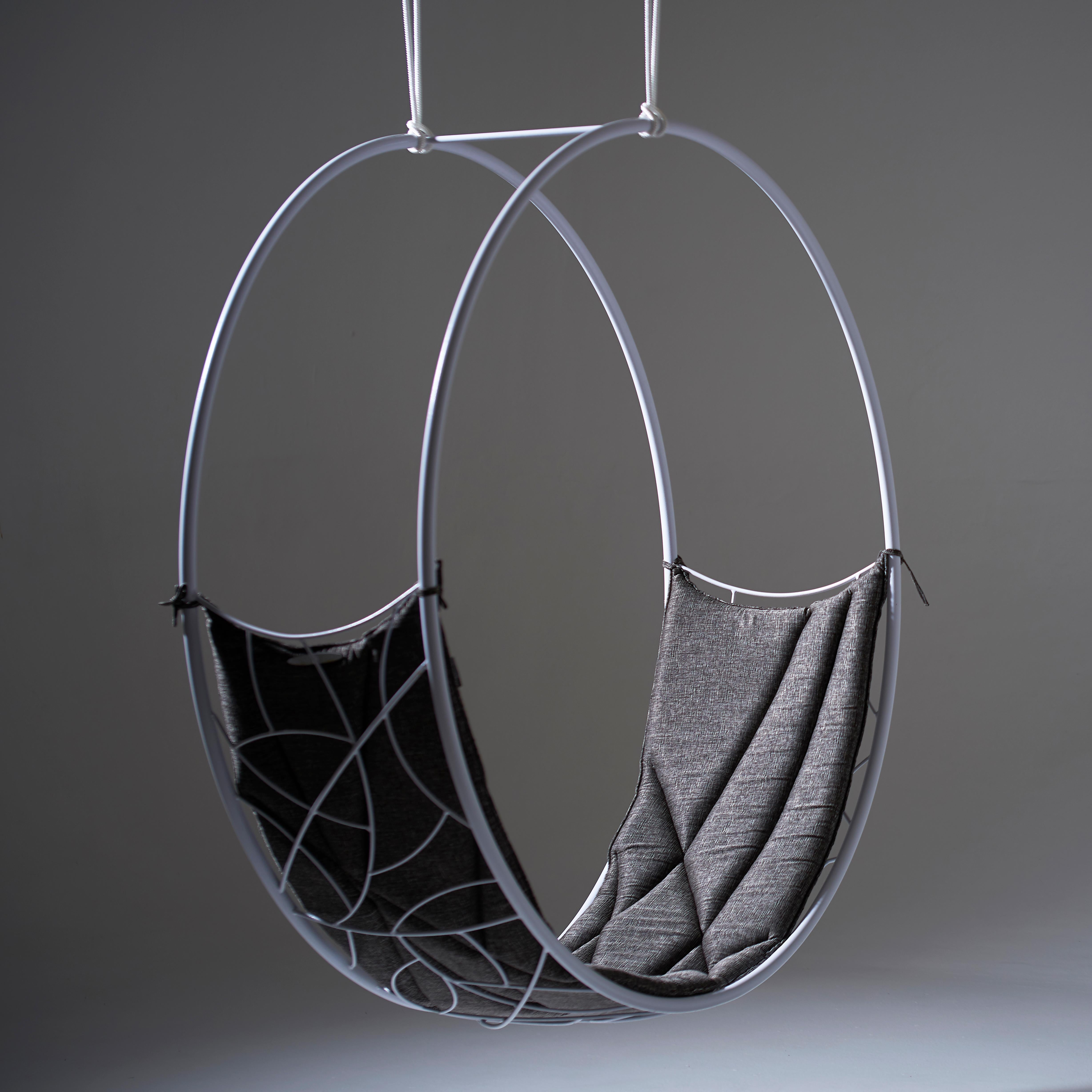 Modern, Steel, Outdoor, Hanging Wheel Chair, Circular, Black, 21st Century For Sale 3
