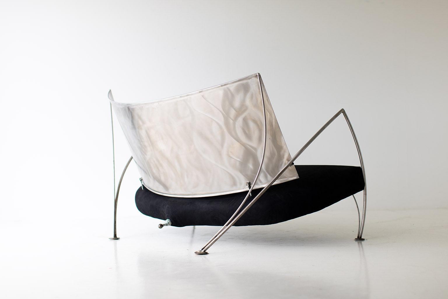 Modernes Studio-Sofa aus Stahl von Stephen K Stuart im Angebot 2