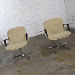 Modern Steelcase #451 5 Prong Chrome Base Office Chairs Style Charles Pollock Pr