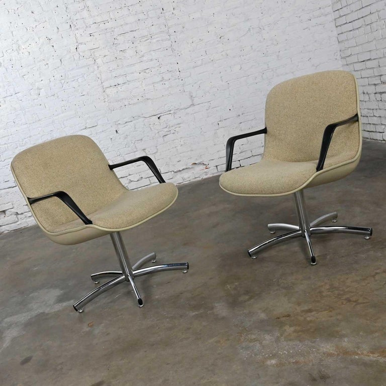 Modern Steelcase #451 5 Prong Chrome Base Office Chairs Style Charles Pollock Pr For Sale 3
