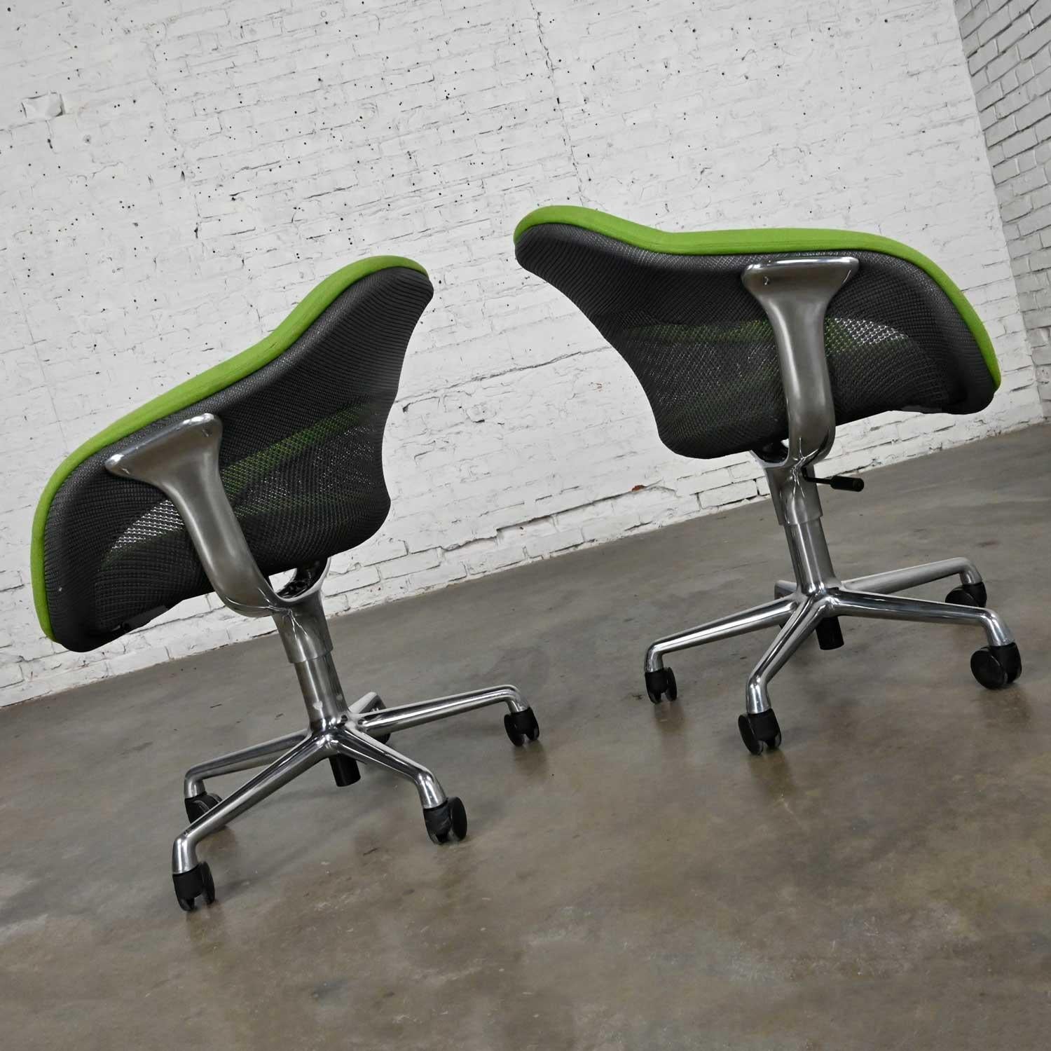 Fabric Modern Steelcase Green 5 Prong Chrome Rolling Base Coalesse Office Chairs a Pair