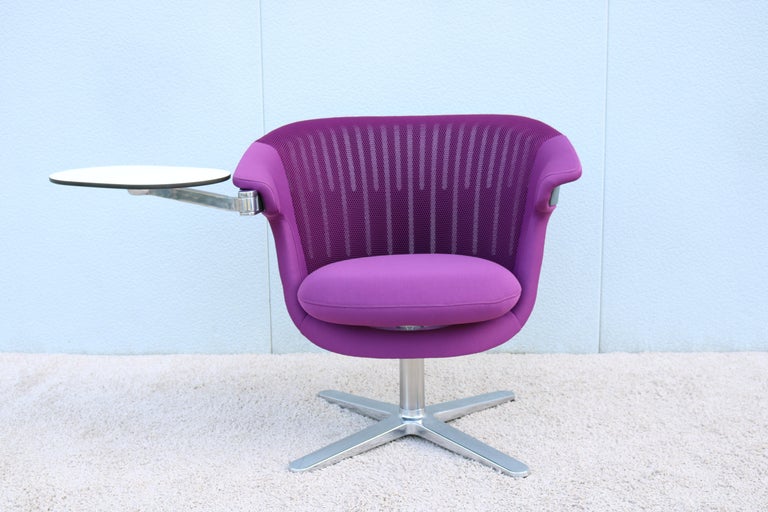 Modern Steelcase i2i Collaborative Ergonomic Dual Swivel Lounge Chair For Sale at 1stDibs
