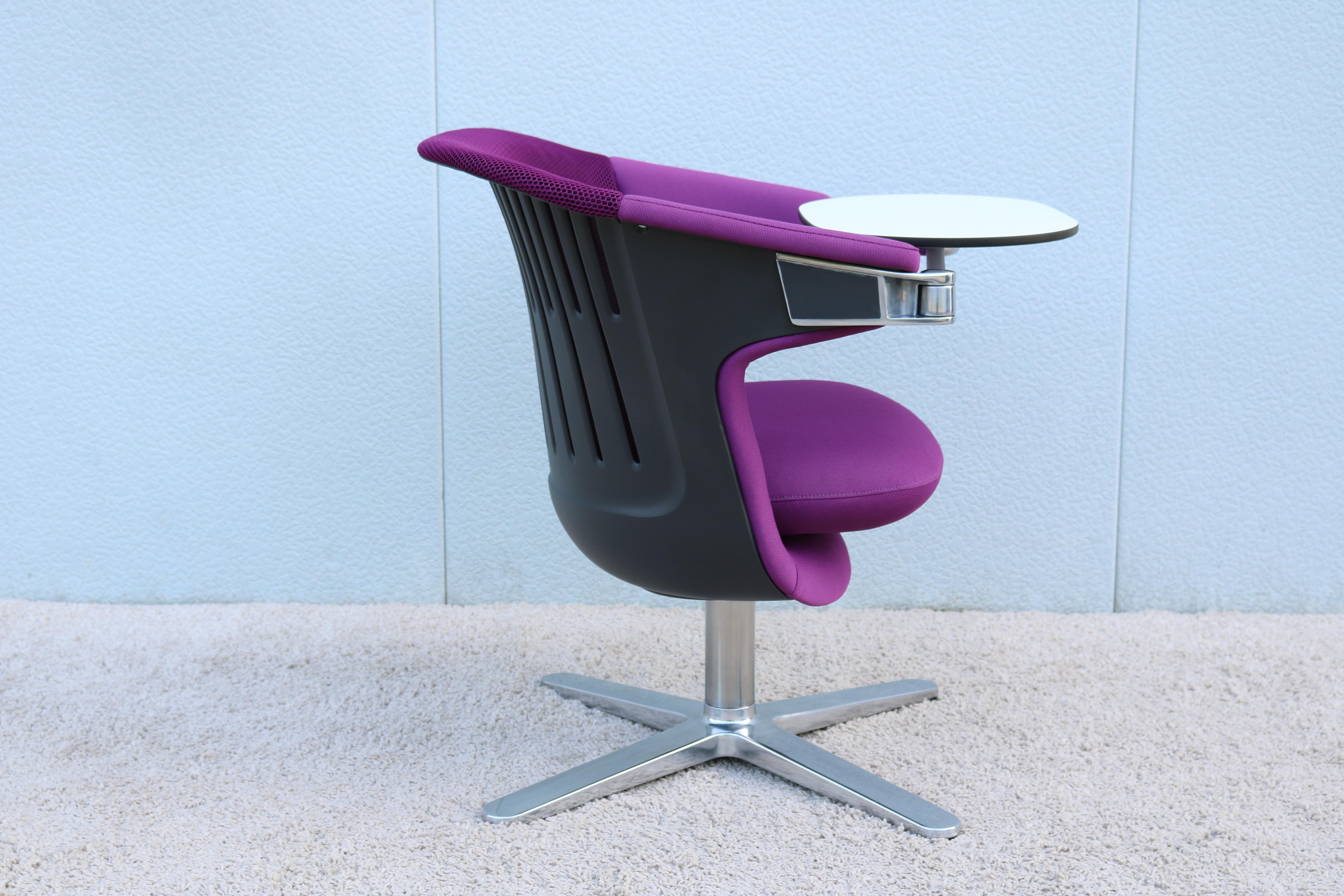Aluminum Modern Steelcase i2i Collaborative Ergonomic Dual Swivel Lounge Chair For Sale