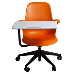 Chaise Task moderne Steelcase Orange Node avec surface de travail et base à 5 griffes