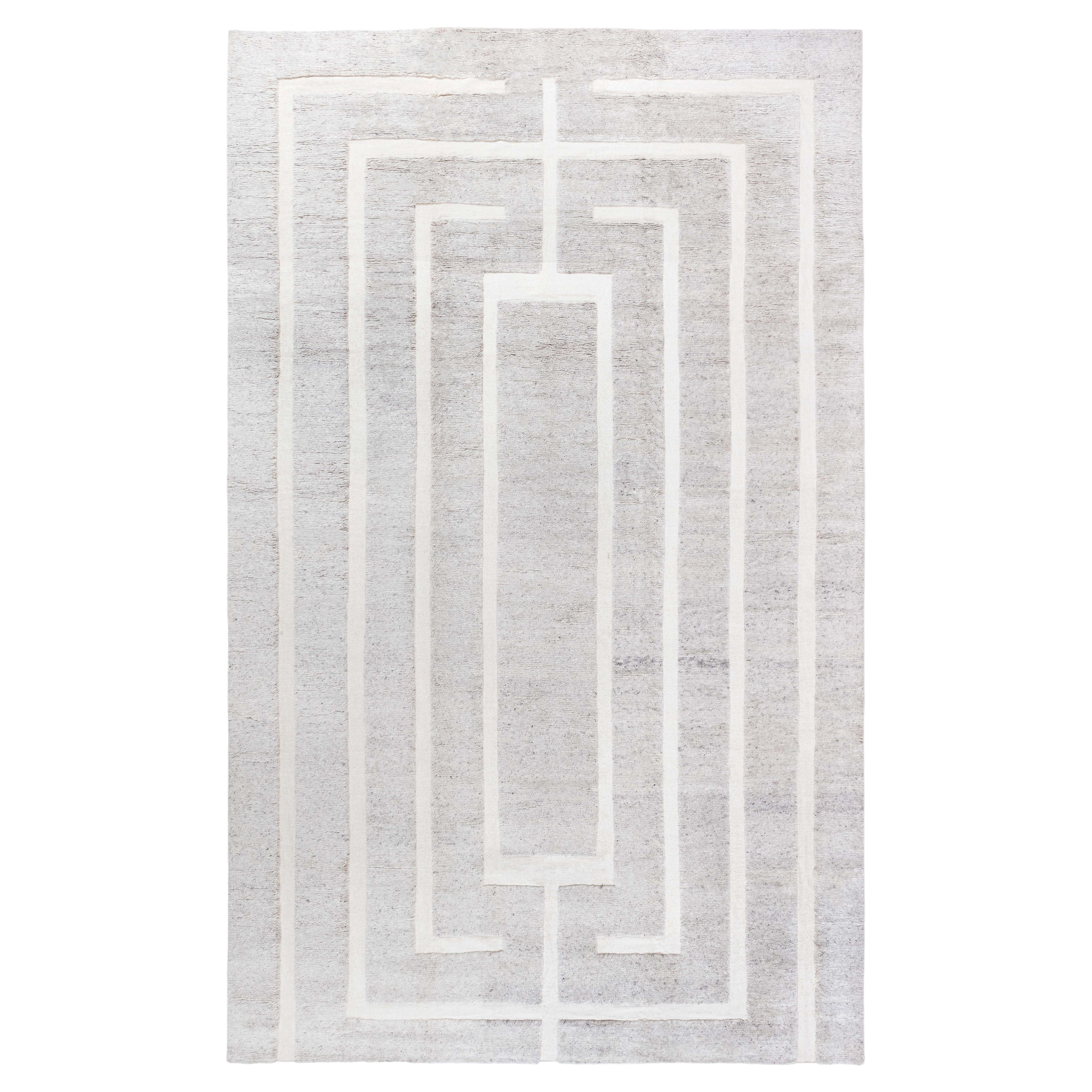 Modern Stepped Rectangular Motif In Gray With Ivory Rug: "Labyrinthe" For Sale