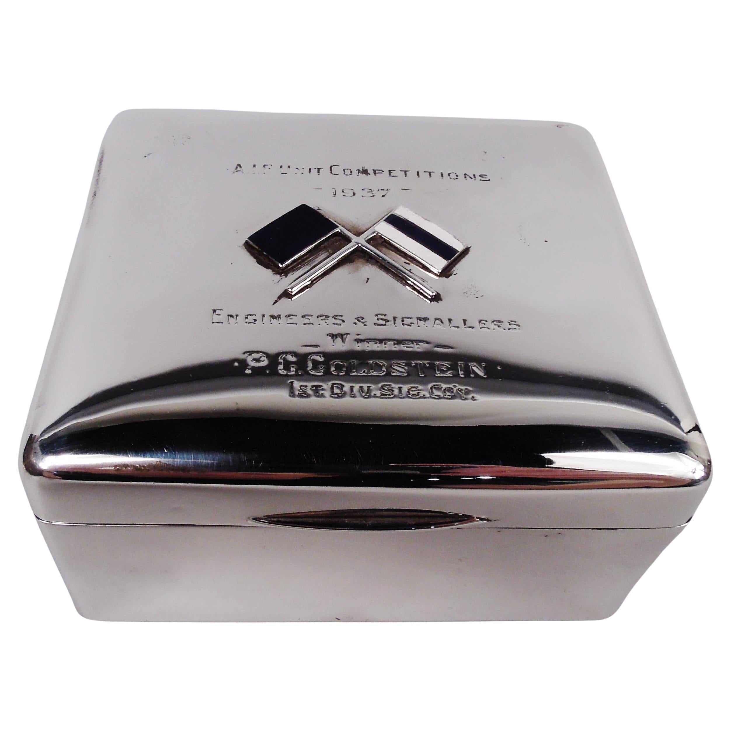 Caja moderna de plata de ley con la Asociación de la Fuerza Imperial Australiana de 1930 en venta