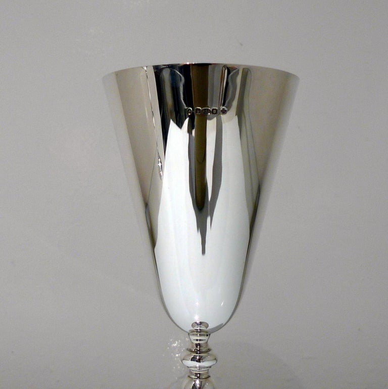 Modern Sterling Silver Pair of Champagne Flutes London, 2000 Asprey and