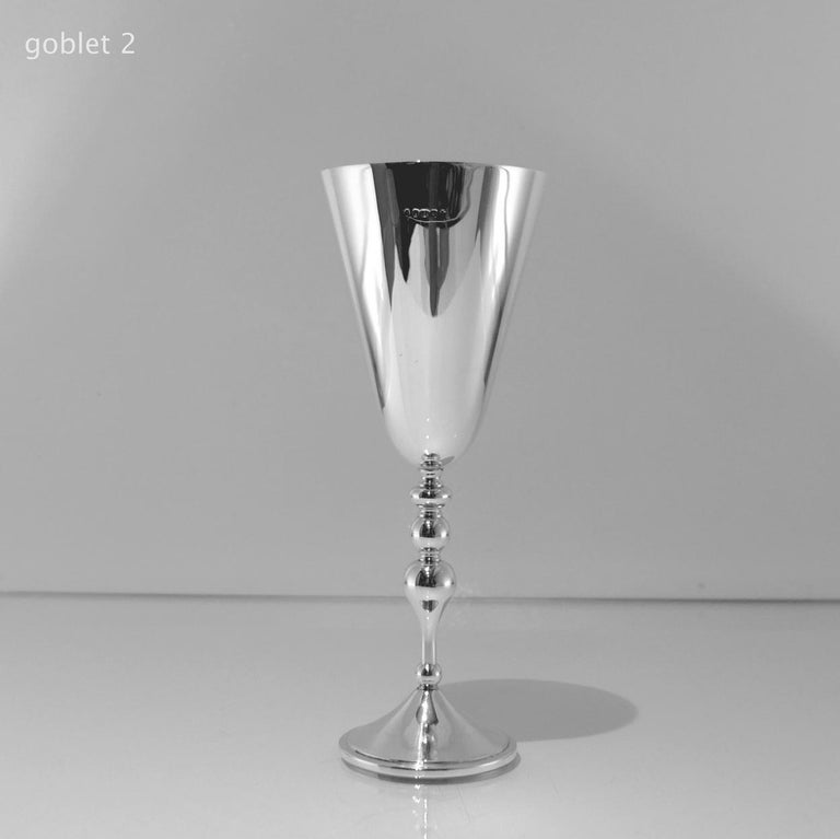 Modern Sterling Silver Pair of Champagne Flutes London, 2000 Asprey and Garrard For Sale at 1stdibs