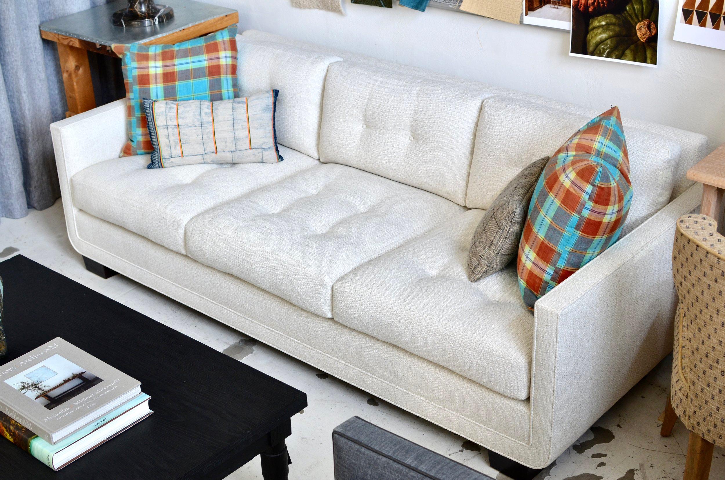 Modern Streamline Tufted Sofa with Curved Frame Detail by Martin & Brockett In New Condition For Sale In Los Angeles, CA