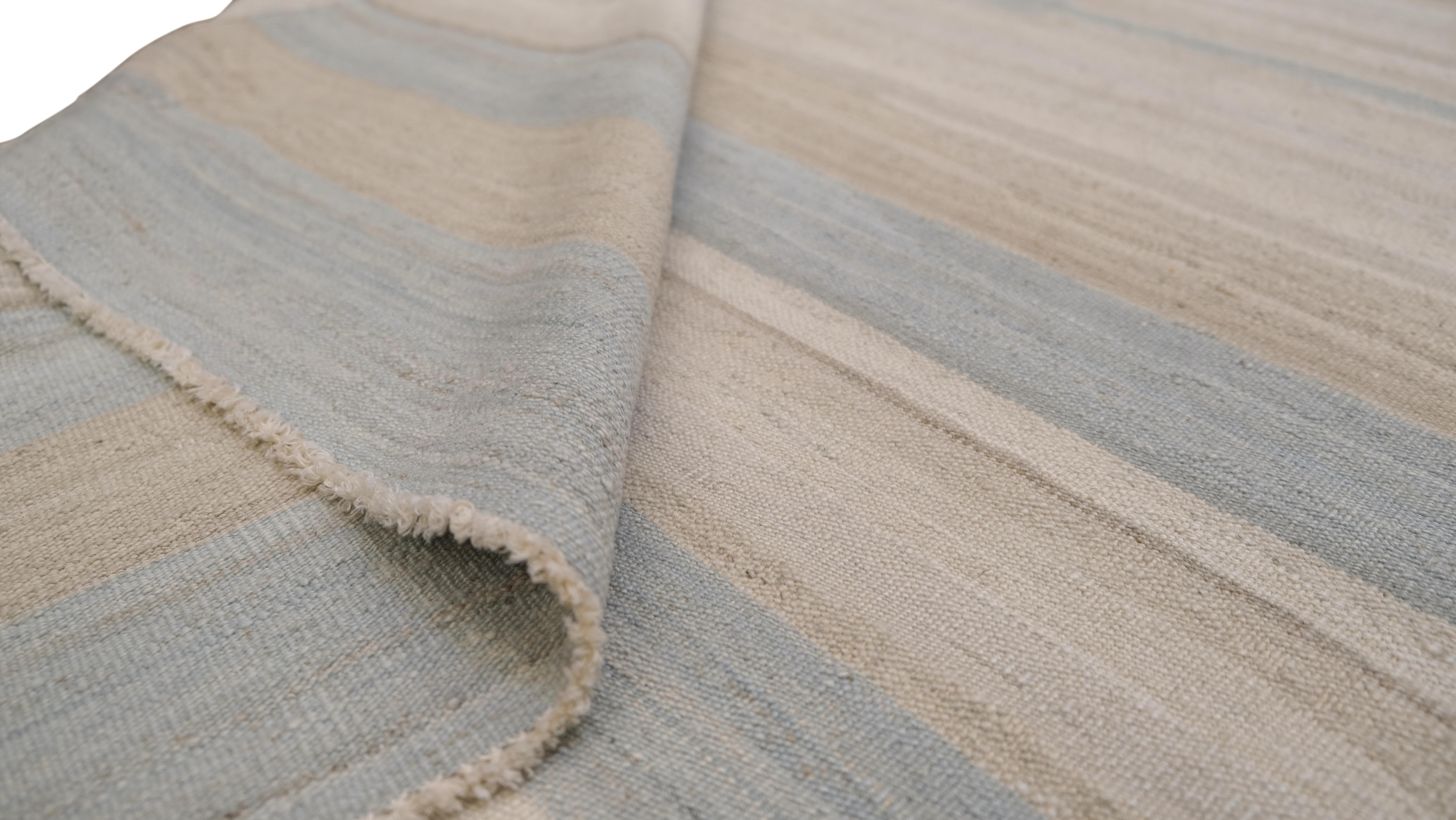 Pakistanais Kilim moderne rayé beige et ivoire à motif dégradé 8'8''x12'1'' en vente