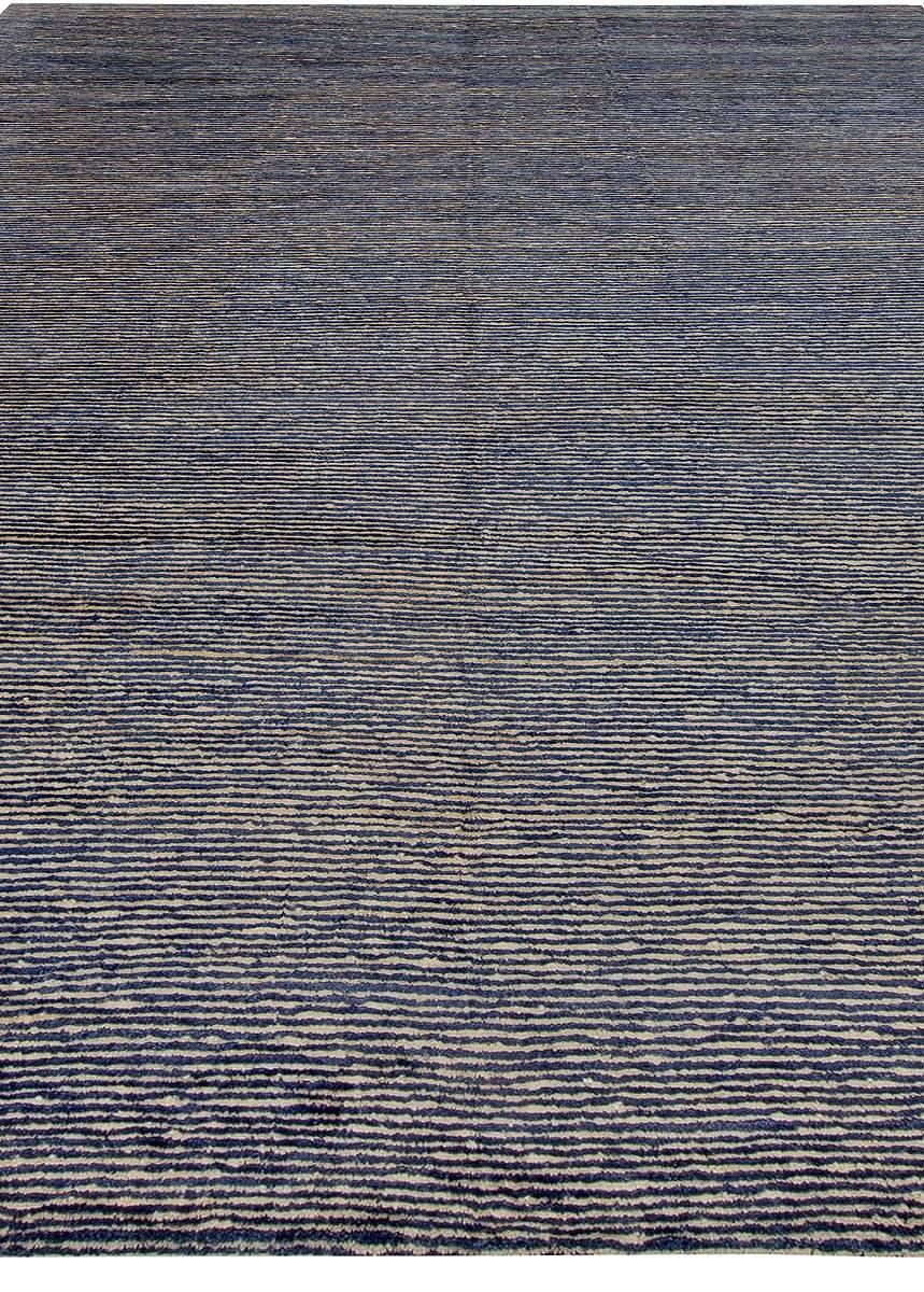 Moderne Tapis moderne rayé fait main à l'ourlet et en soie de Doris Leslie Blau en vente