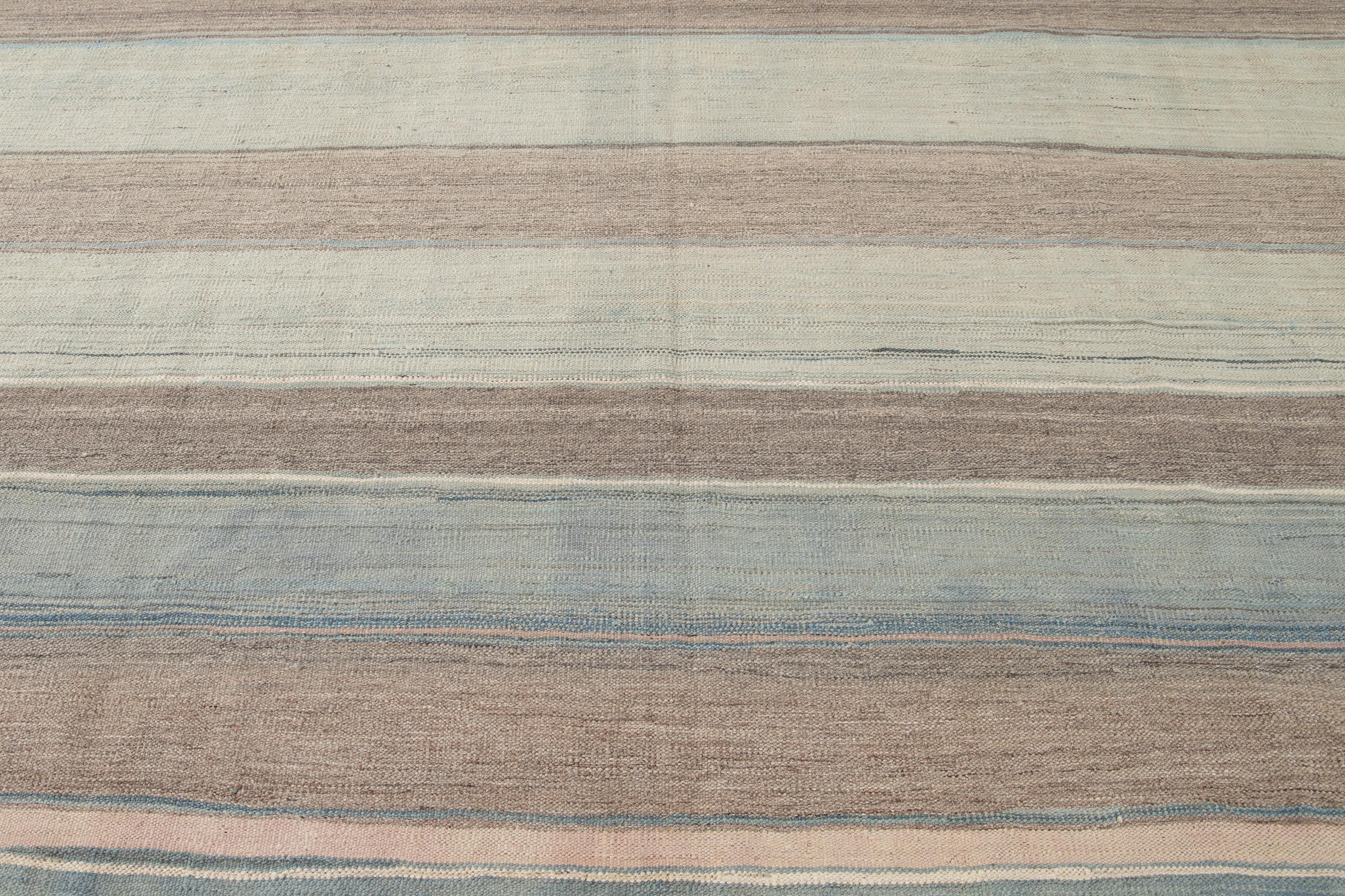 Modern Striped Kilim Handmade Wool Rug For Sale 3