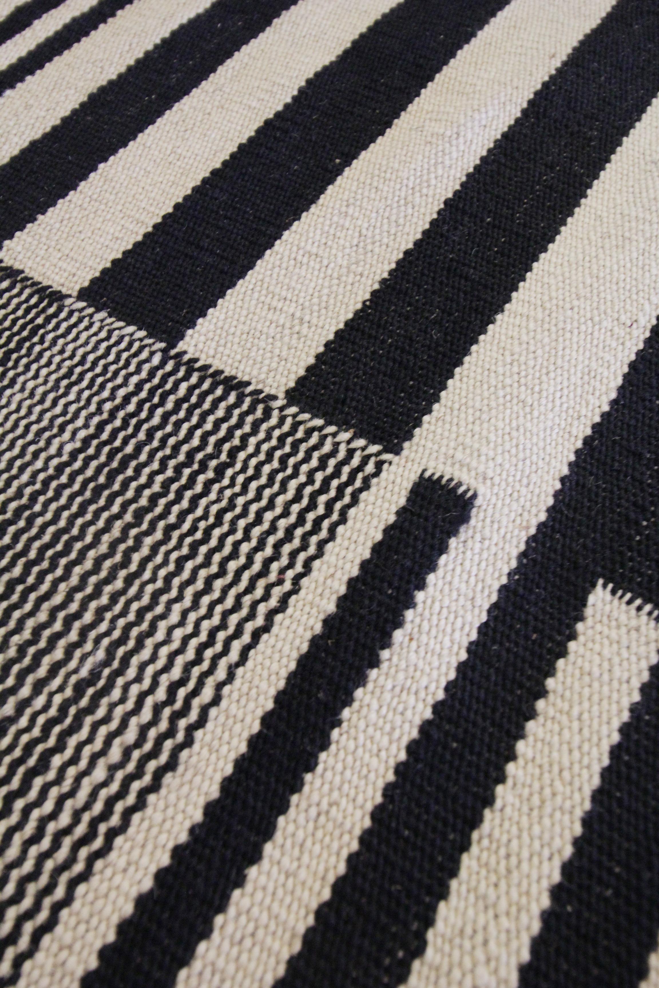 Vegetable Dyed Modern Striped Kilim Rugs, Carpet Area Rug Black Scandinavian Style Kilims