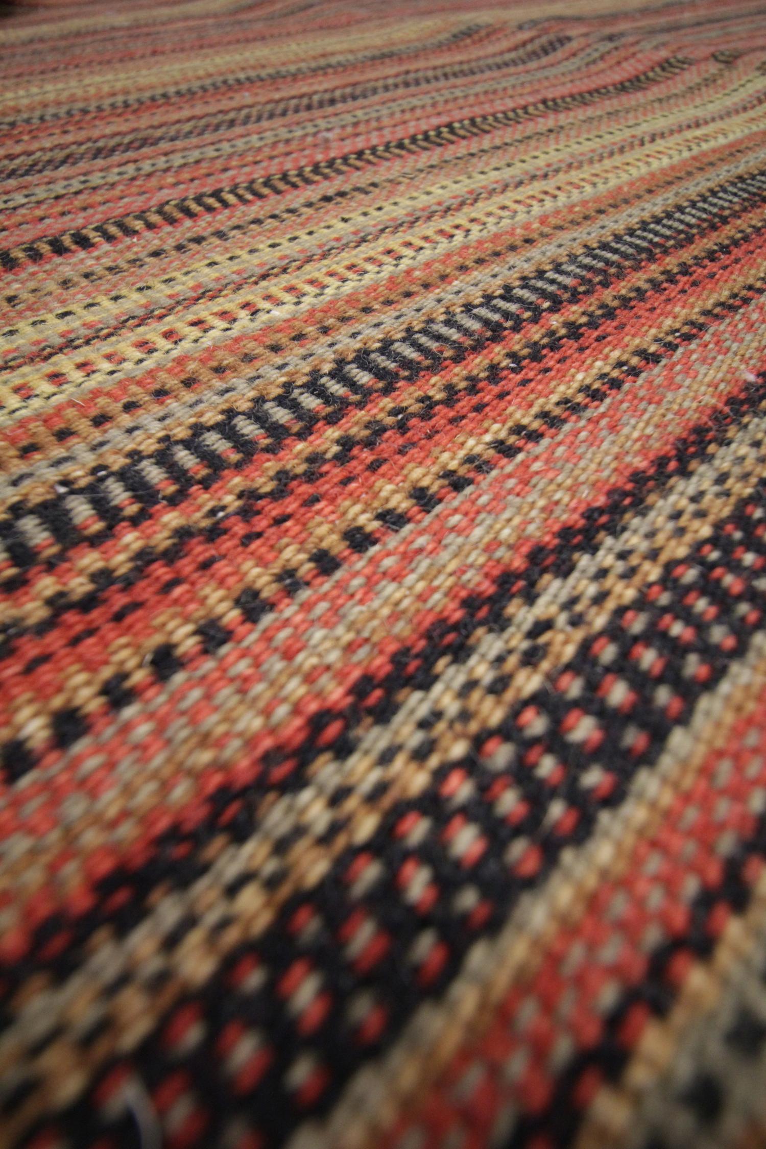 Chinese Modern Striped Rug Kilims Area Rug Red Wool Kilim Rug Wool Flat Carpet For Sale