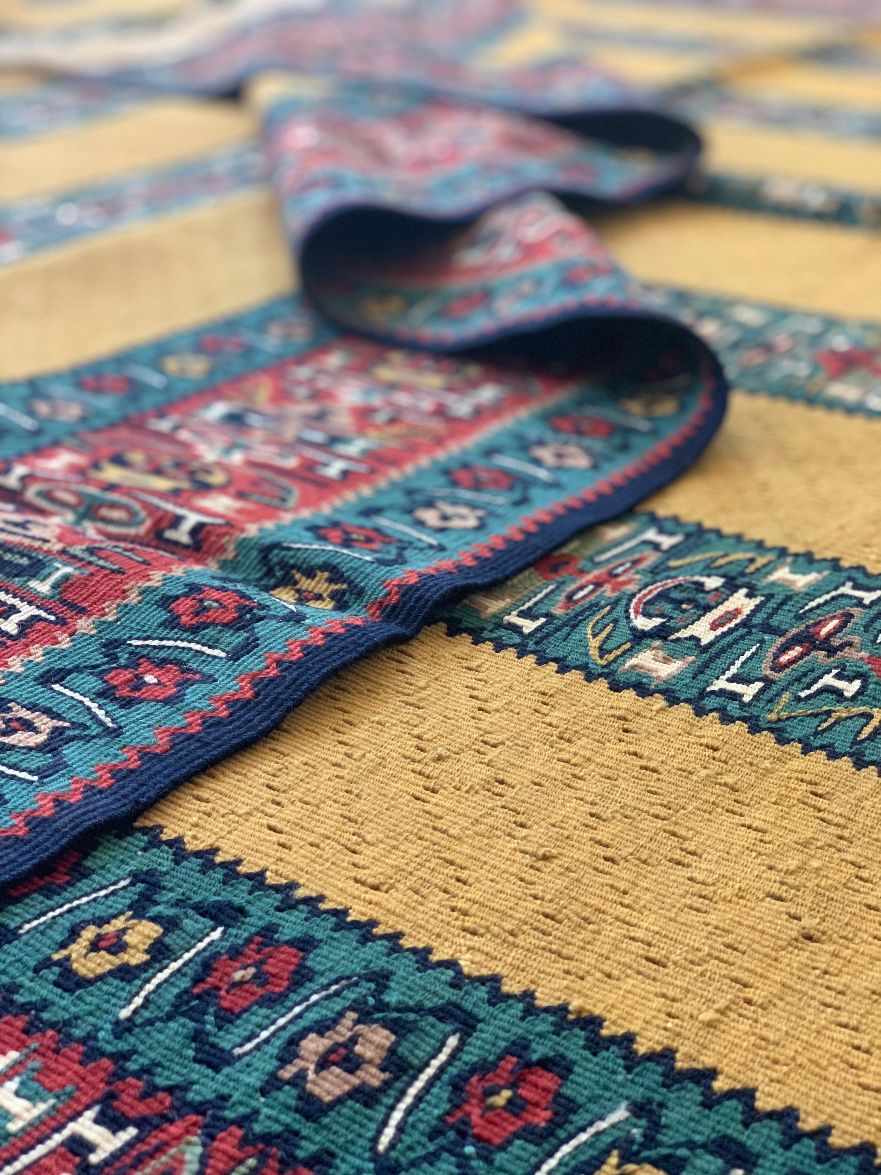 Modern Striped Yellow Kilim Rug Handwoven Oriental Wool Carpet For Sale 12