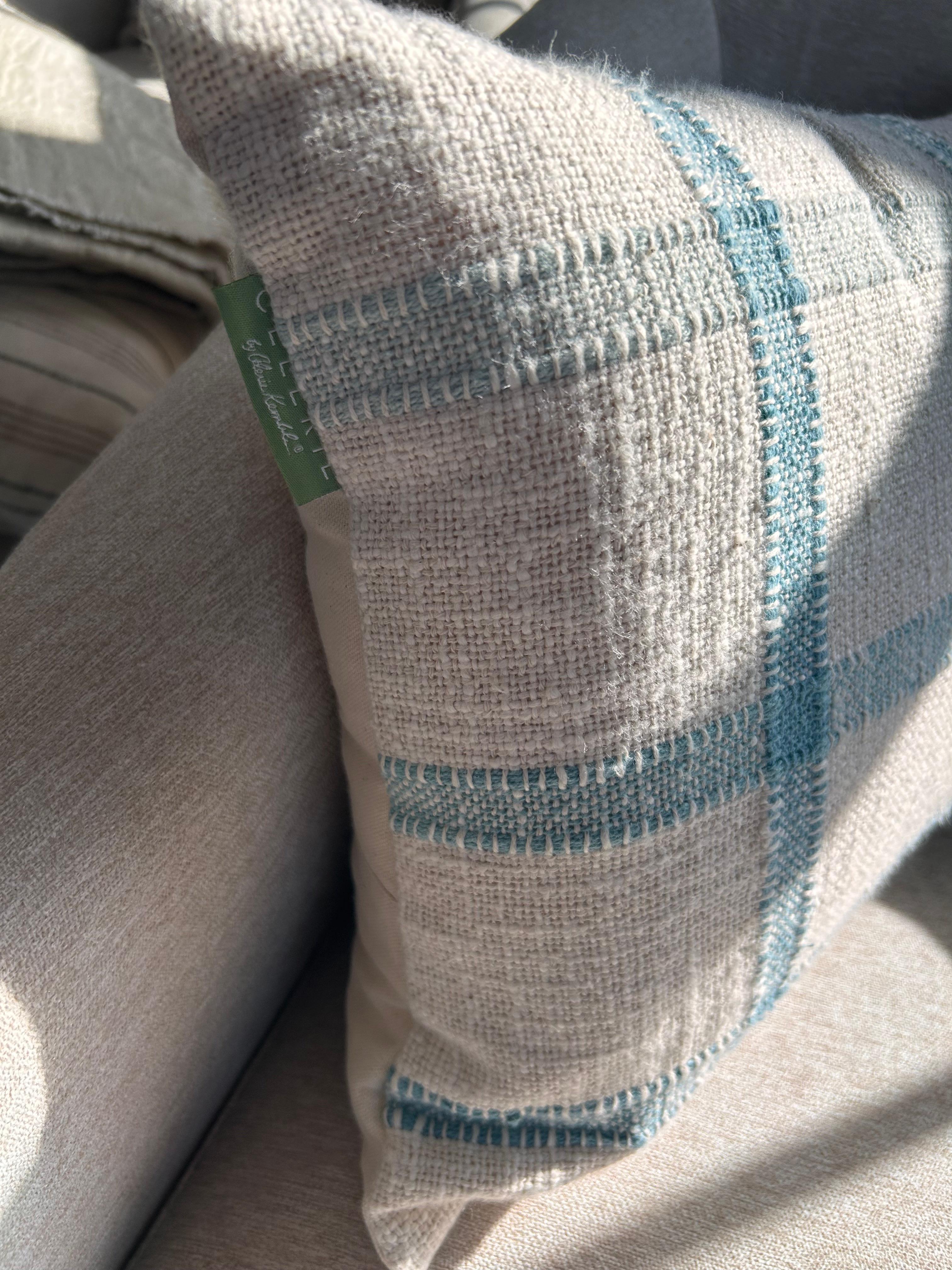Modern Stripped Throw Pillows , Tan / Blue 14”x20