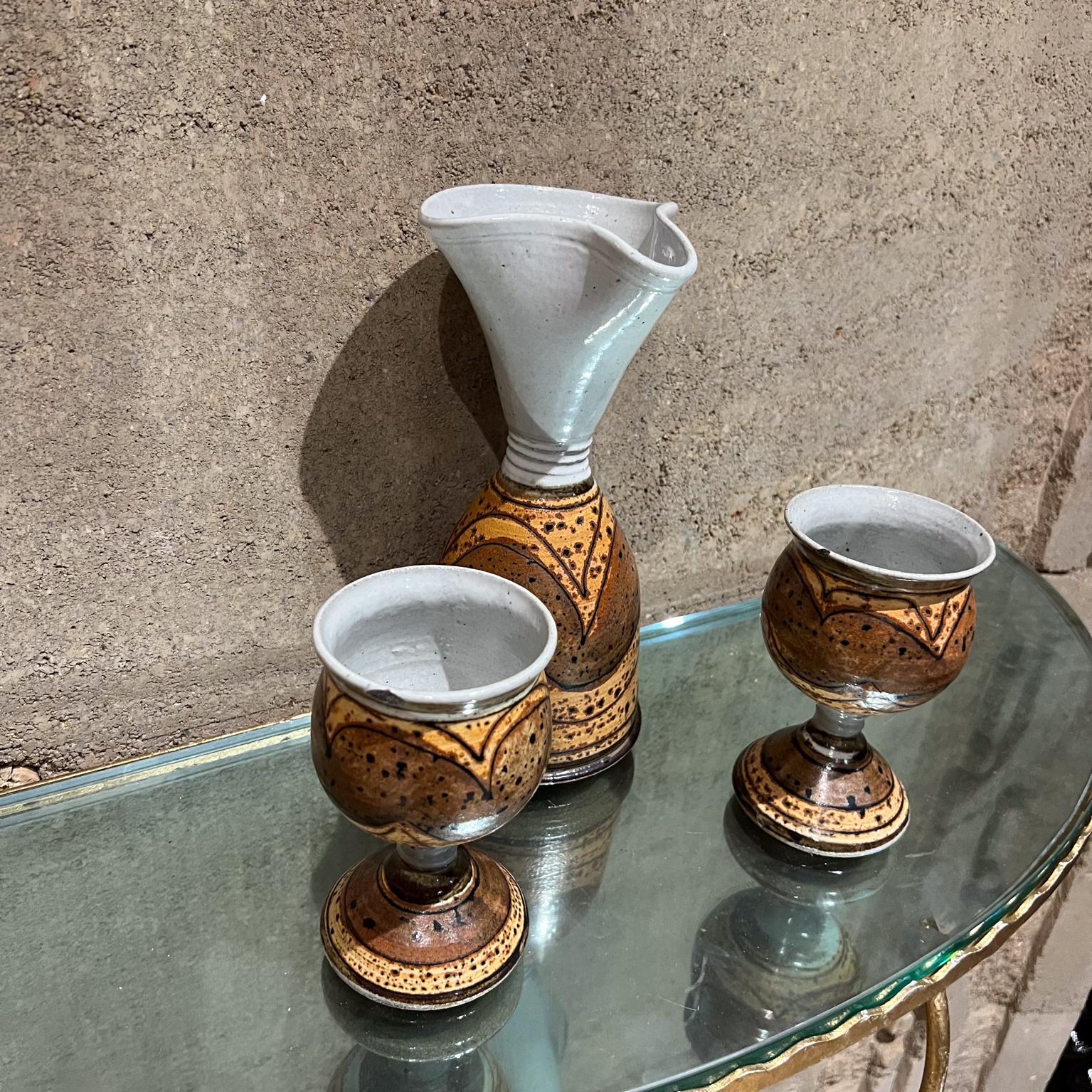 Modern Studio Art Pottery Wine Carafe Set 2 Goblets In Good Condition For Sale In Chula Vista, CA