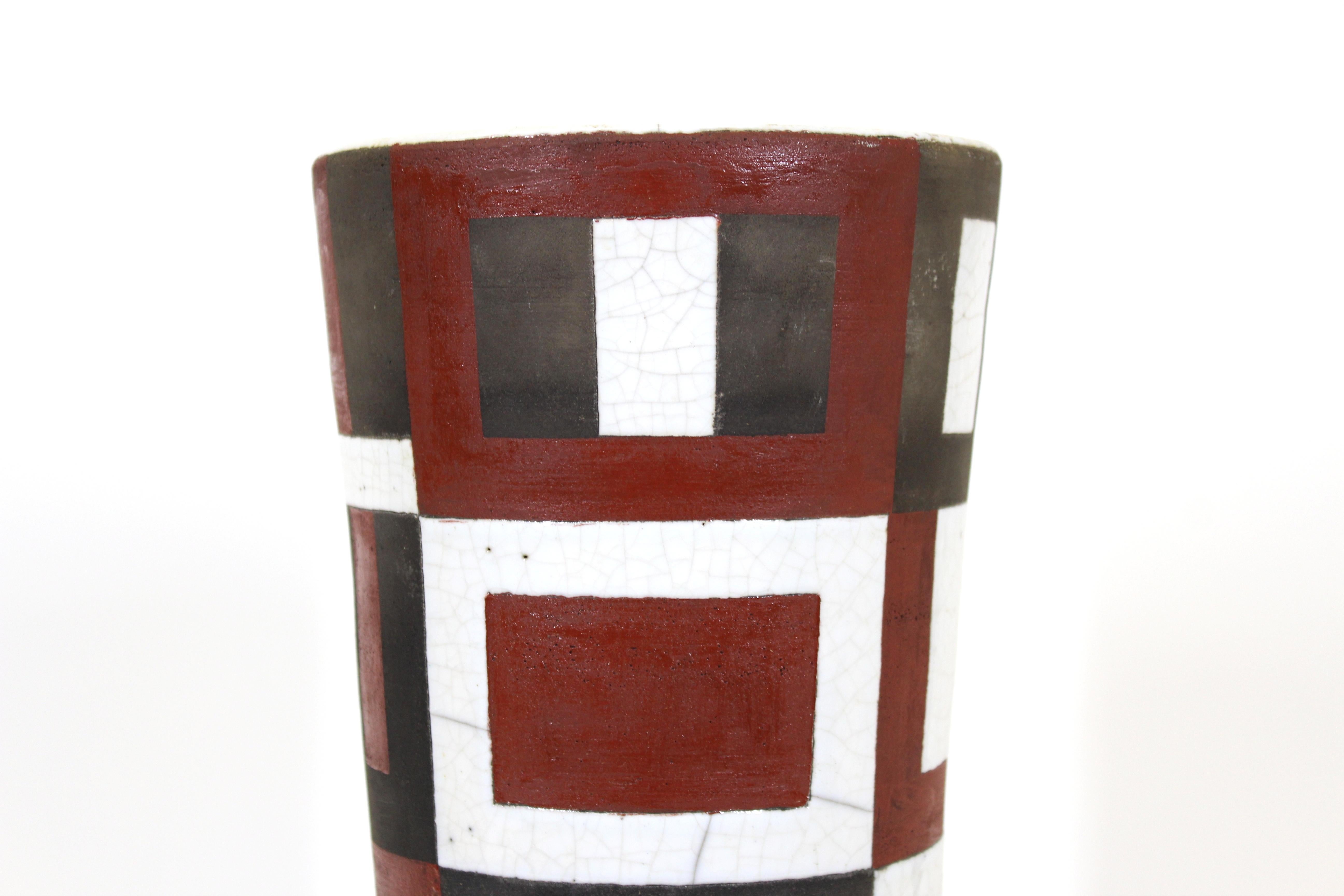 Modern Studio Pottery Ceramic Vase with Geometric Decor In Good Condition For Sale In New York, NY