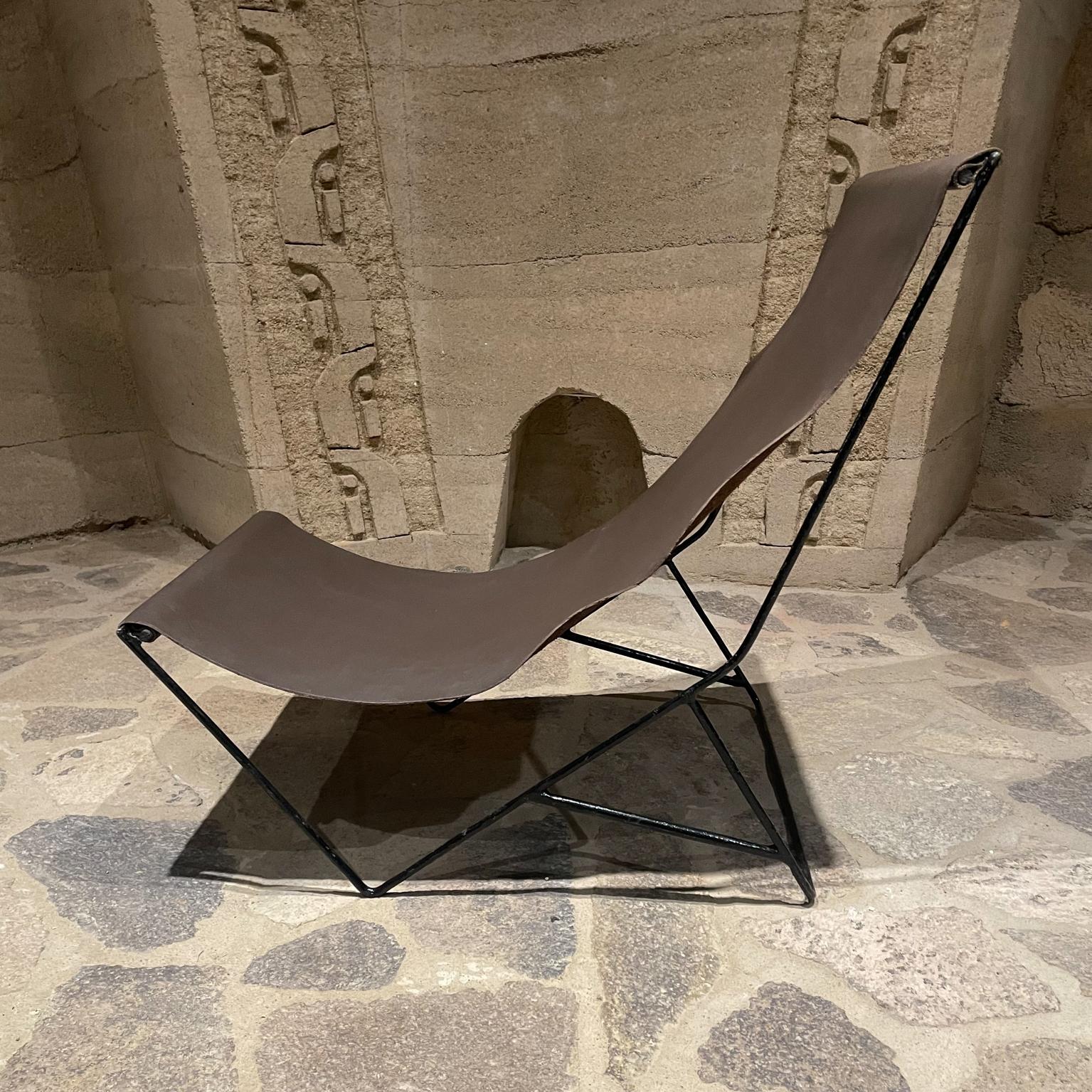 Contemporary 2000s Modern Studio Lounge Chair Brown Leather Sling Iron For Sale
