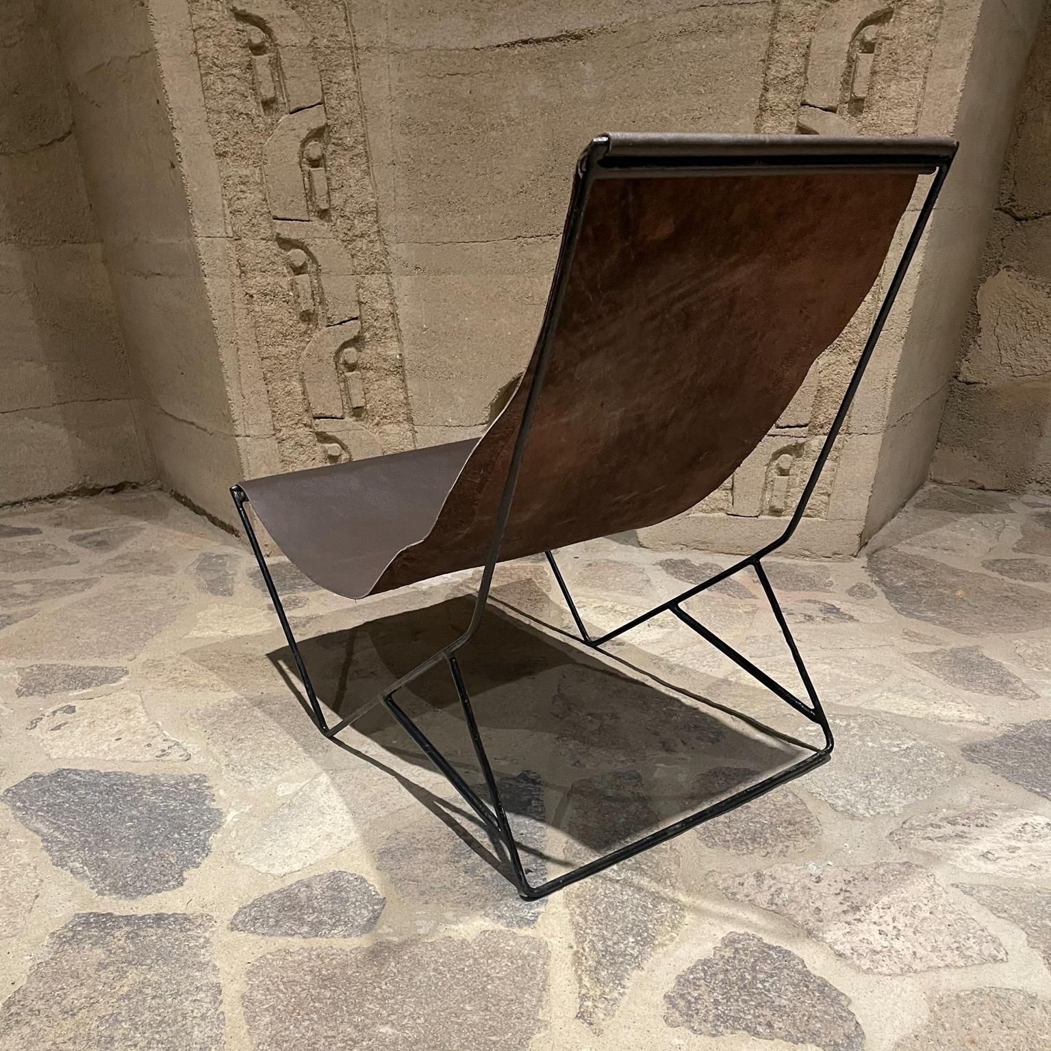 2000s Modern Studio Lounge Chair Brown Leather Sling Iron For Sale 1