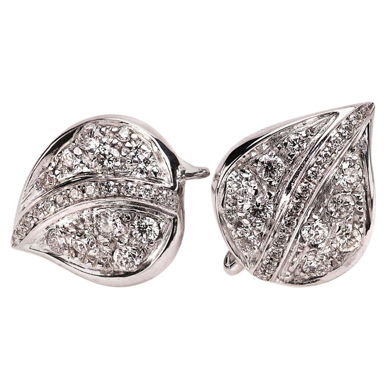 Nature Inspired 18 Karat White Gold 0.39 Karats White Diamonds Stud Earrings For Sale
