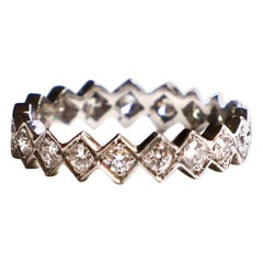 Used Modern Style 18 Karat White Gold 0.57 Karat White Diamonds "Cubes" Band Ring