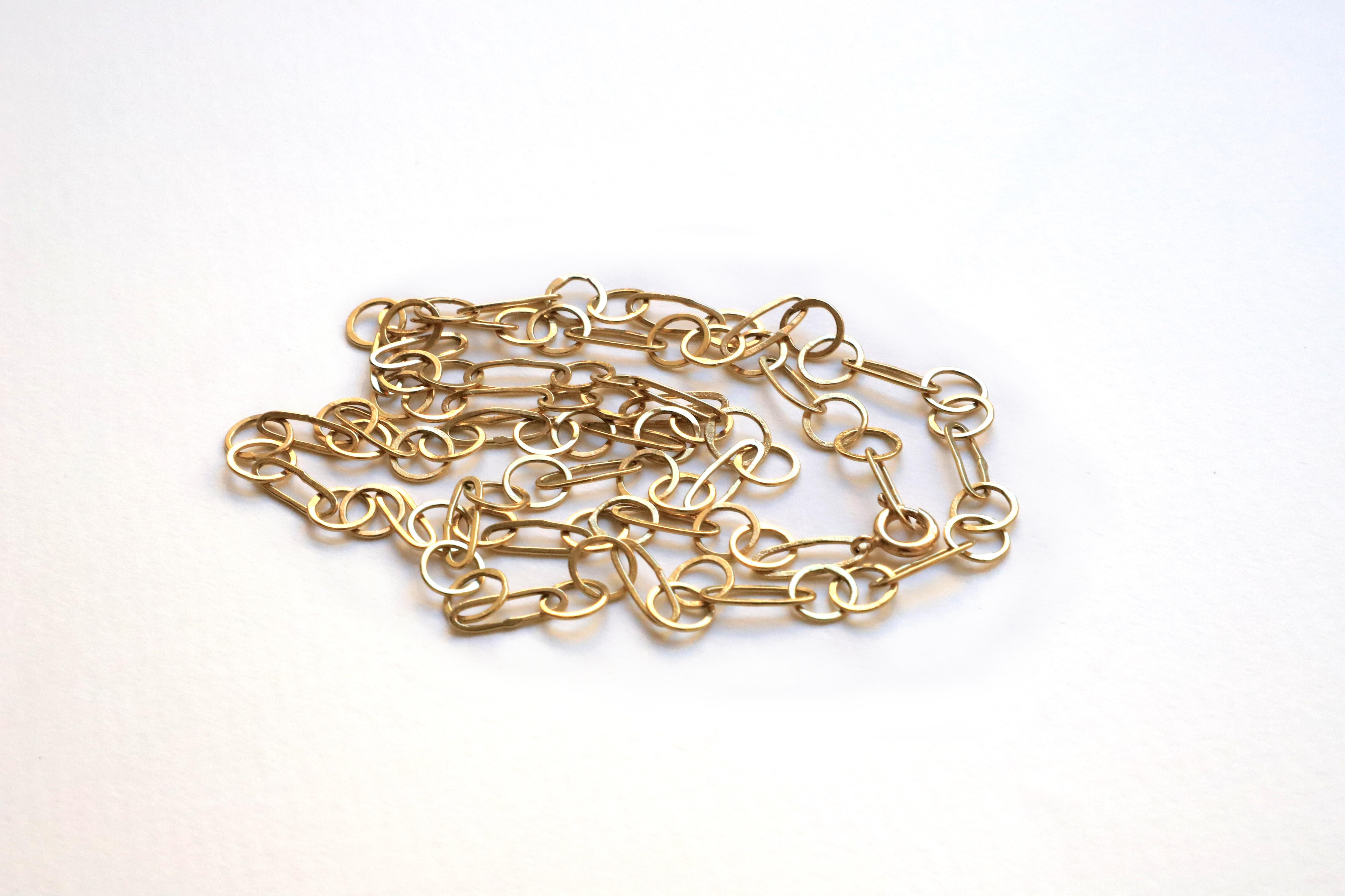 Women's or Men's Paperclip Links Necklace 18 Karat Yellow Gold Modern Handmade Slightly Hammered  For Sale
