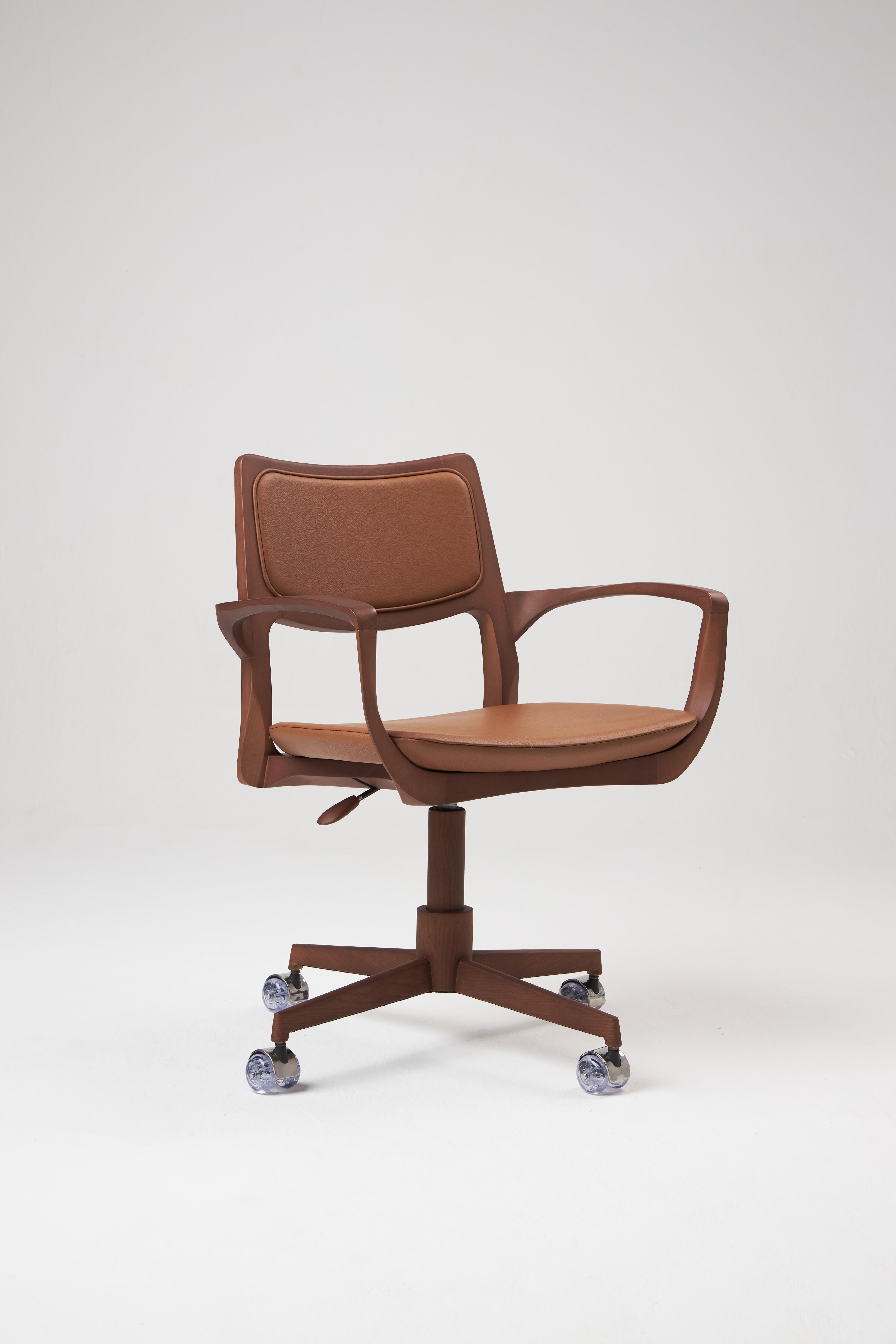 Modern Style Aurora office chair in black solid wood, solid back, leather seat For Sale 1