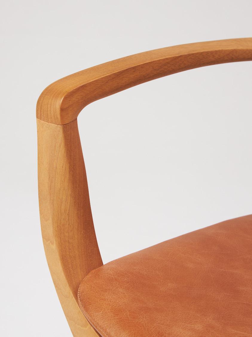 Modern Style Aurora office chair in solid wood, solid wood back, leather seat For Sale 4