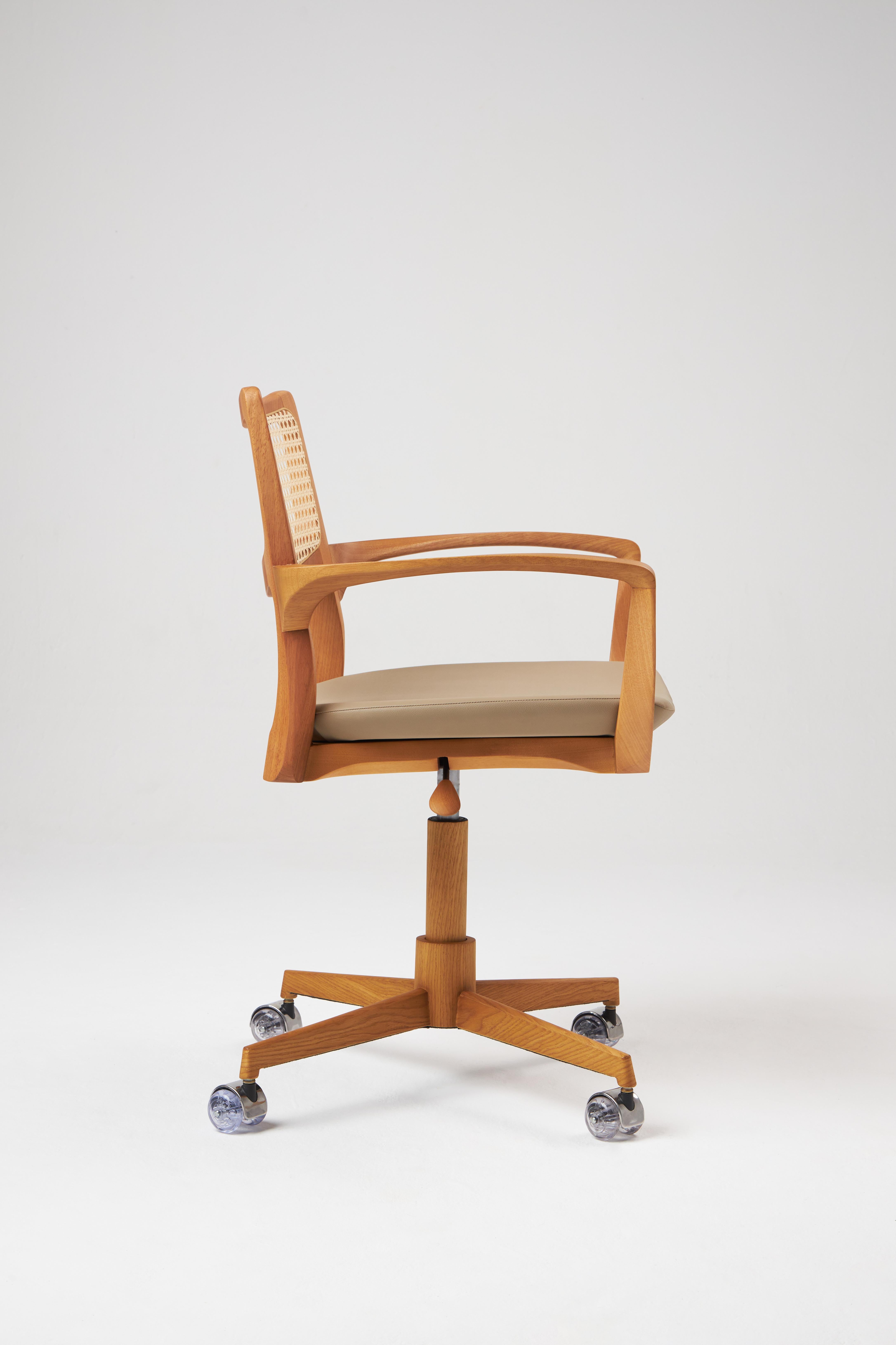 Brazilian Modern Style Aurora office chair in solid wood, caning back, leather seat For Sale