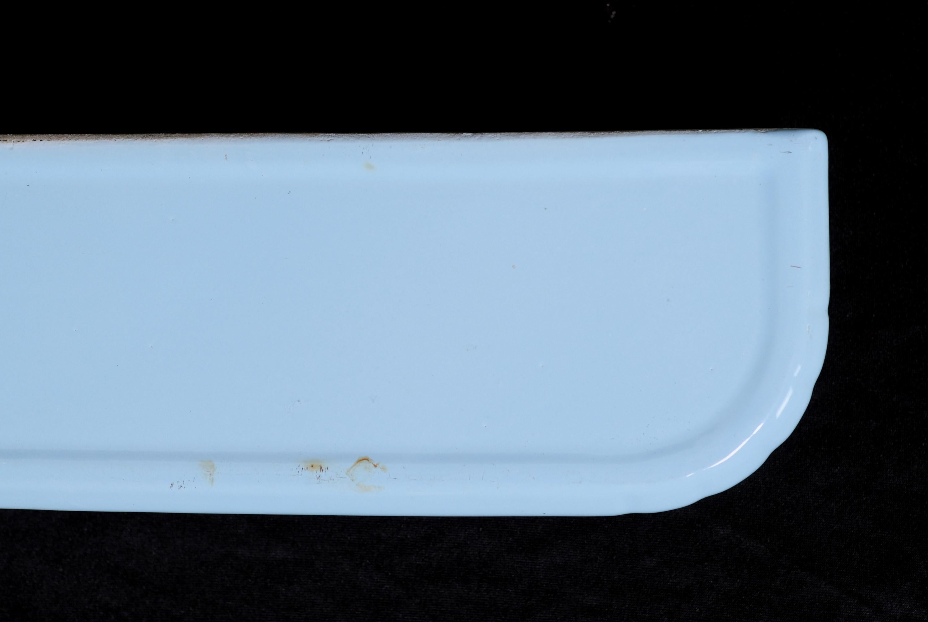 ceramic bathroom shelf