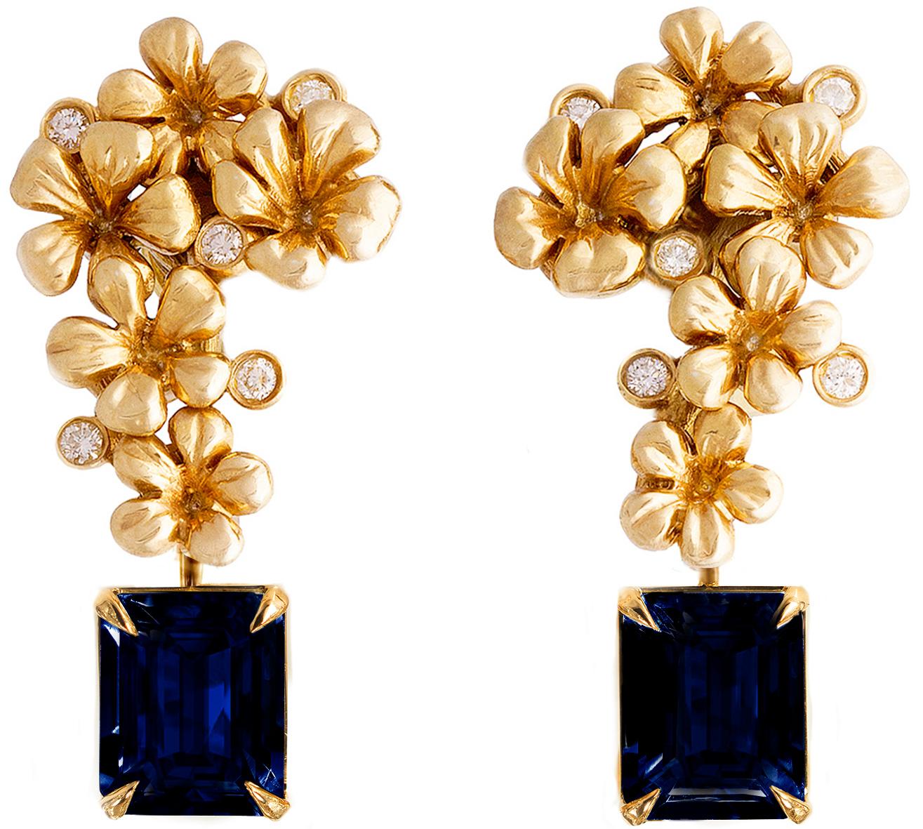 Eighteen Karat Yellow Gold Modern Style Clip-on Earrings with Natural Sapphires For Sale 11