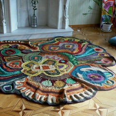 Modern Style Curved Shape Hand-Tufted Rug Blue & Green Circle Patterned