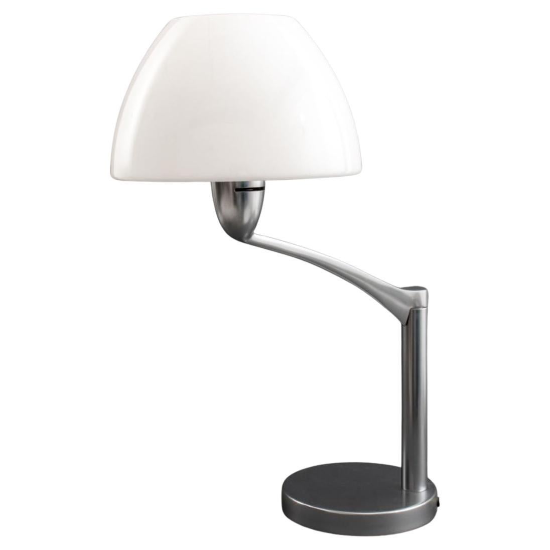 Modern Style Global Lighting Table Lamp For Sale