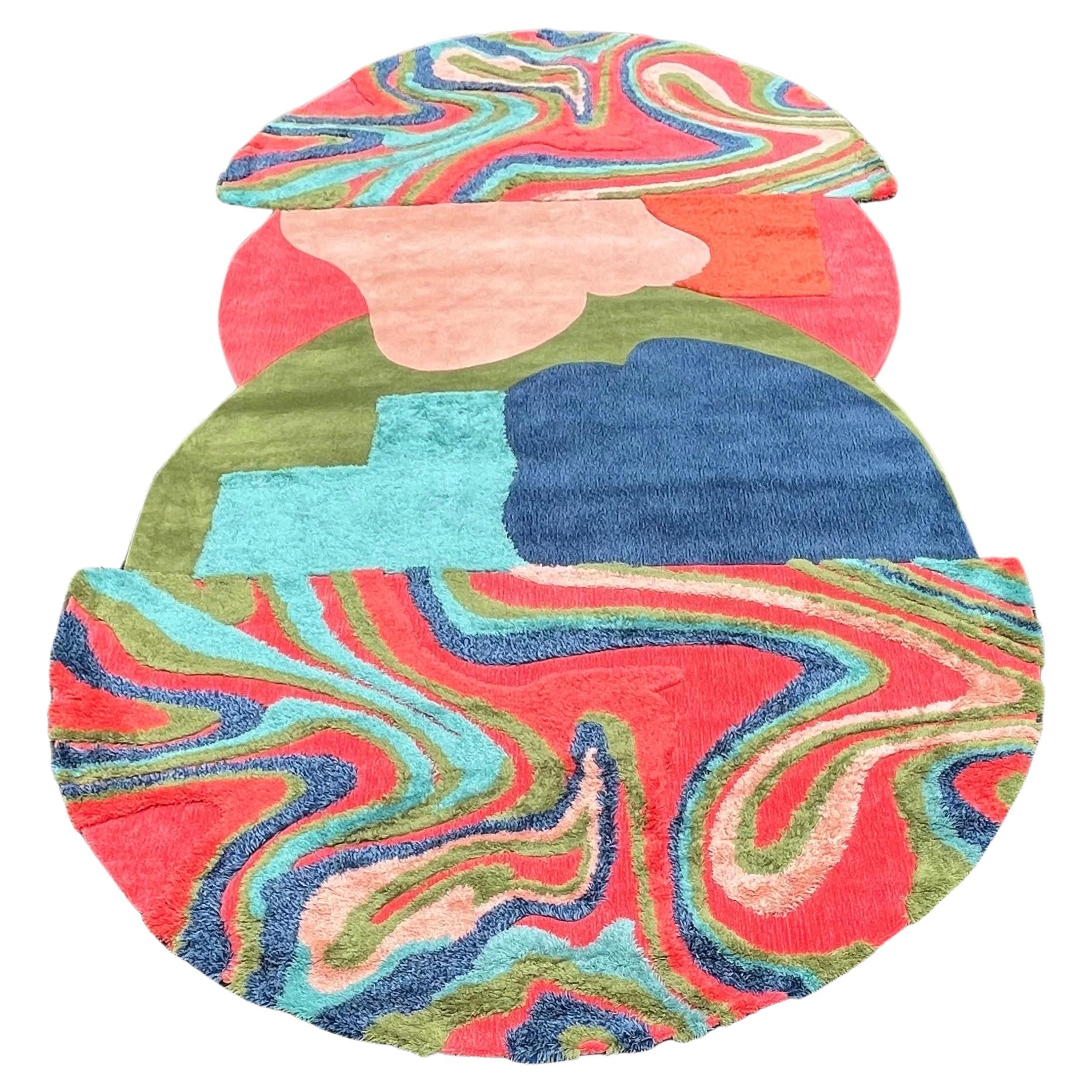 Moderner Teppich in unregelmäßiger Form und poppigen Farben von RAG HOME