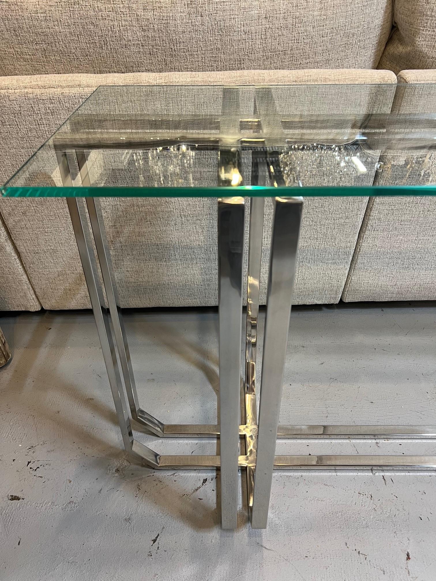 Modern Style Nickel Console with Clear Glass Top  In Good Condition For Sale In Stamford, CT