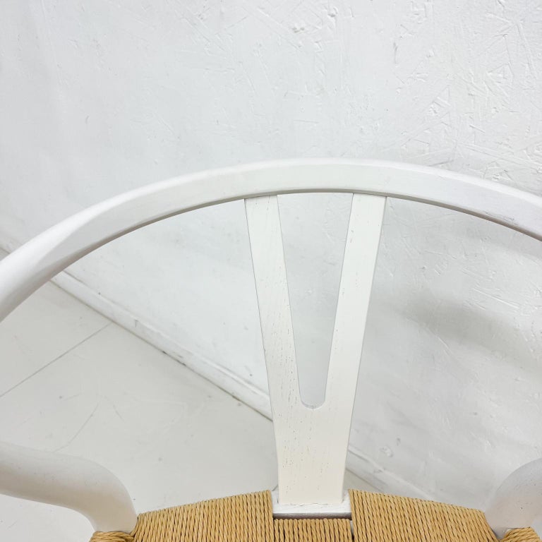 Contemporary Modern Wishbone Rope Dining Chair Set of Four in White For