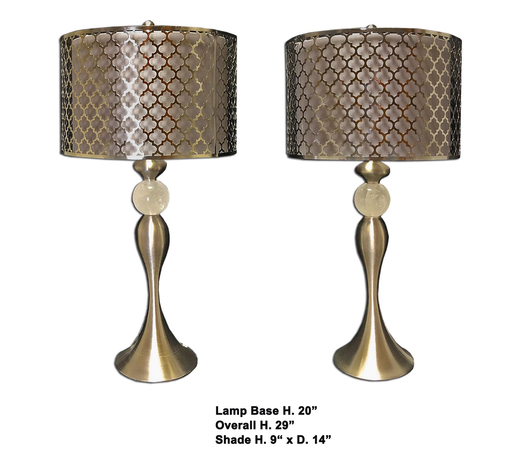 Attractive modern style hand carved and hand polished rock crystal and satin nickel plated table lamps with a two layer pierced fretwork clover patterned shade. 
Late 20th century. 

Shade is included.

 