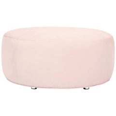 Pouf rotondo in stile moderno in velluto Sicily con piedini cromati in rosa blush