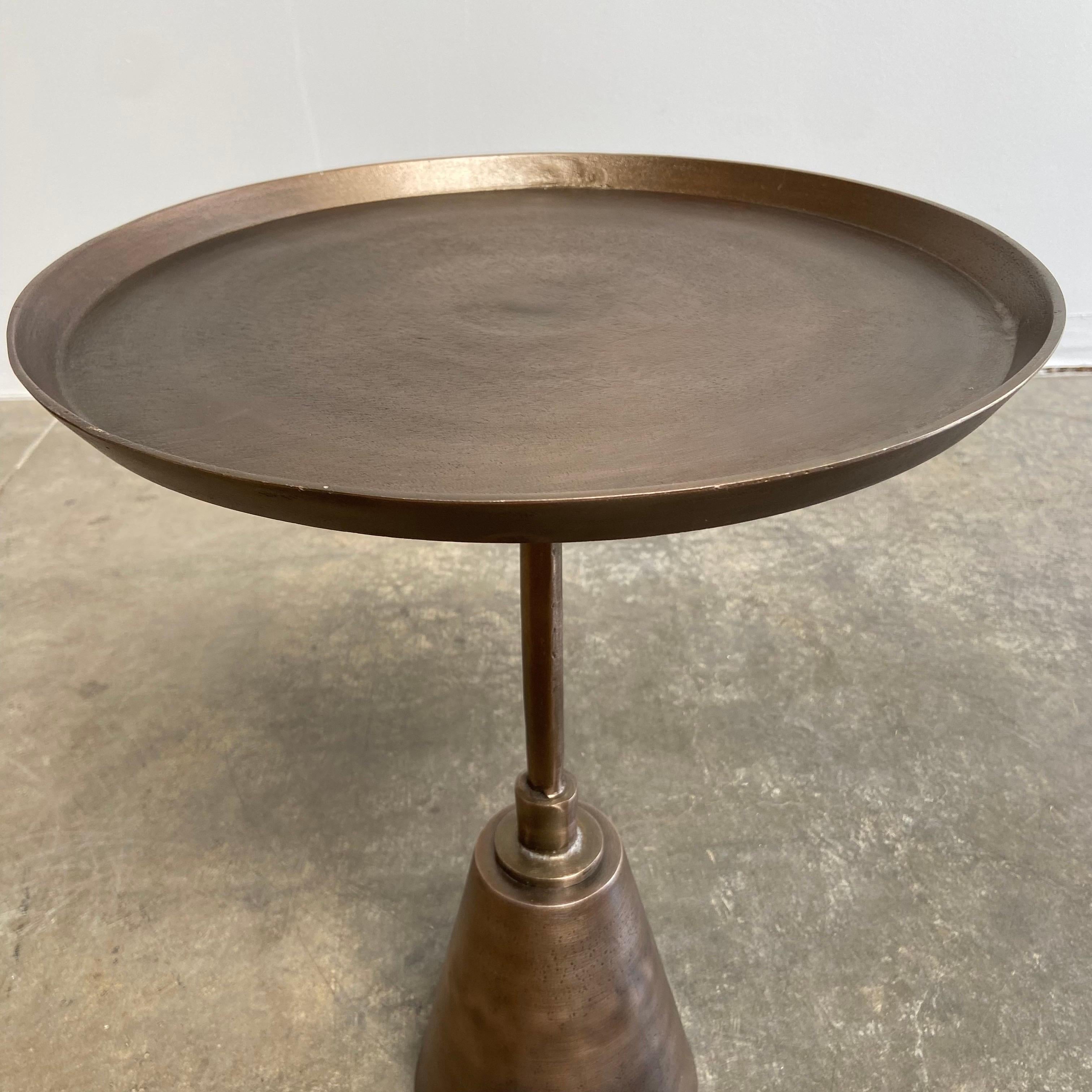 Modern Style Side Table in an Antique Brass Colored Finish In New Condition In Brea, CA