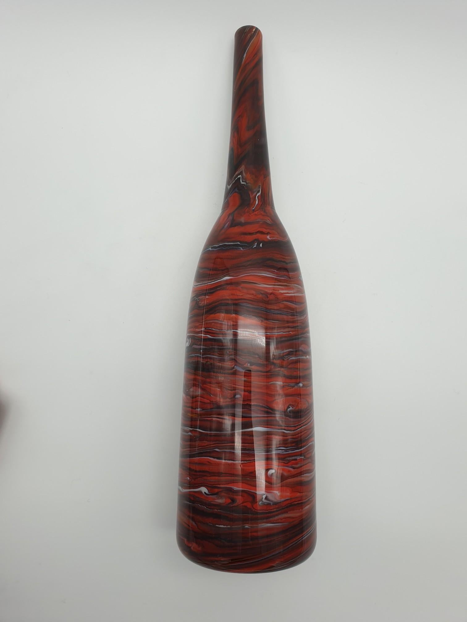 Late 20th Century Modern Stylish Marbled Red Murano Glass Vase by Cenedese, late 1990s For Sale