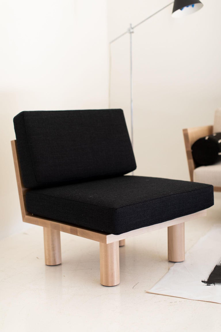 Modern Suelo Side Chair, Turned Leg For Sale 2