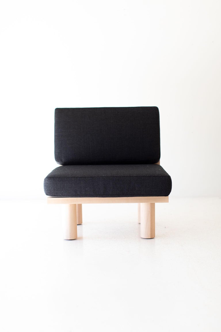 Modern Suelo Side Chair, Turned Leg For Sale 3