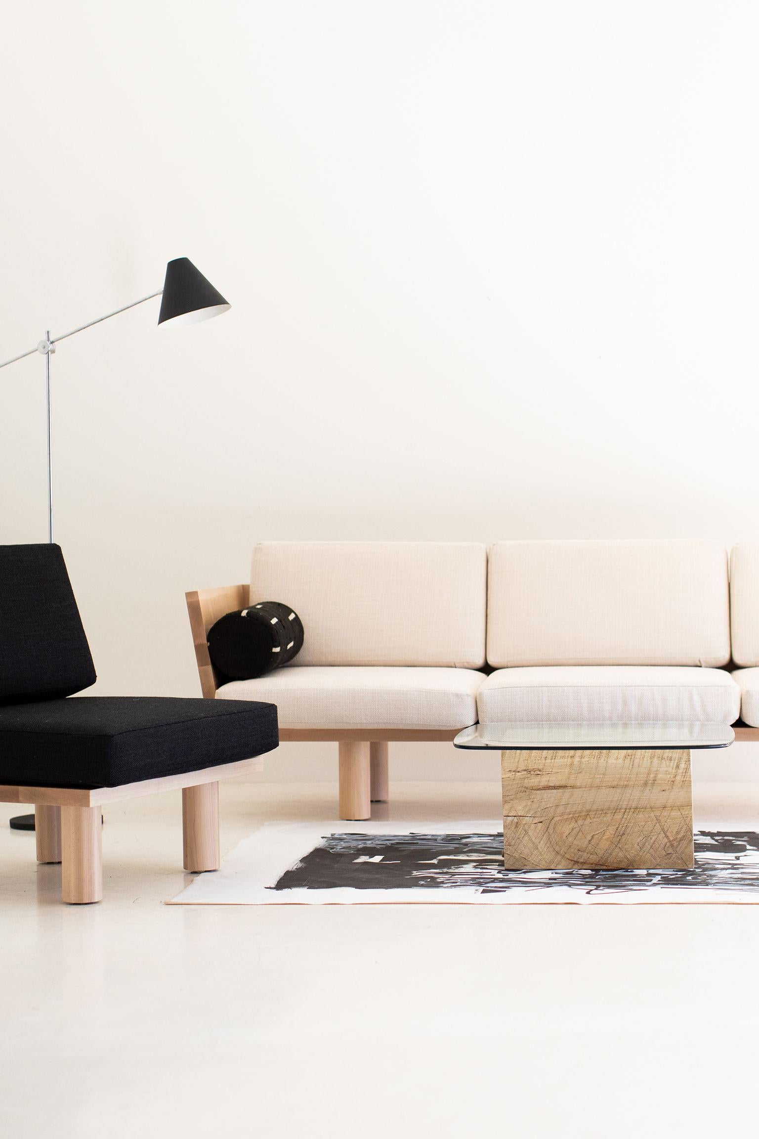 Modern Suelo Sofa, Turned Leg For Sale 6