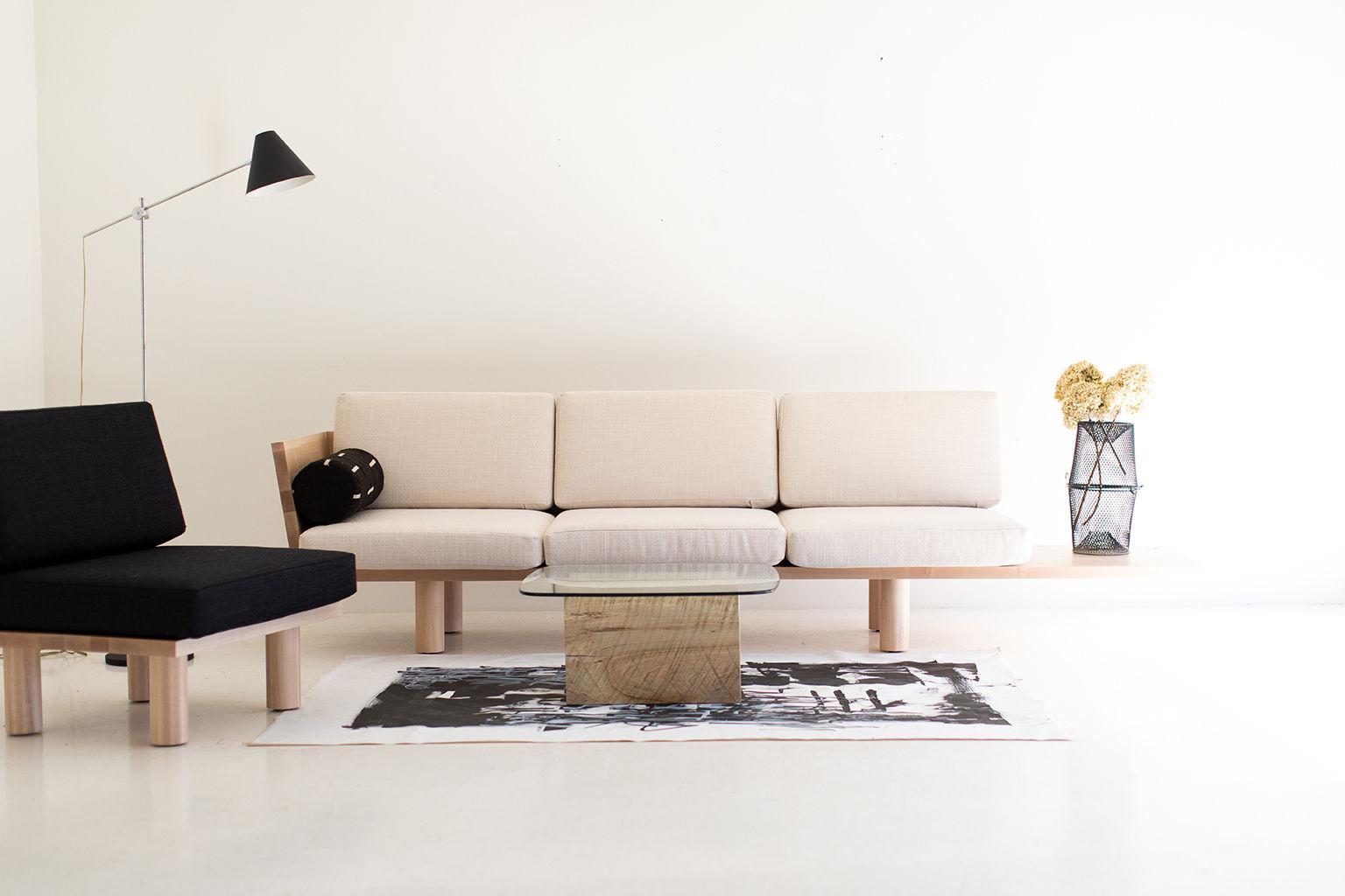 Modern Suelo Sofa, Turned Leg For Sale 11
