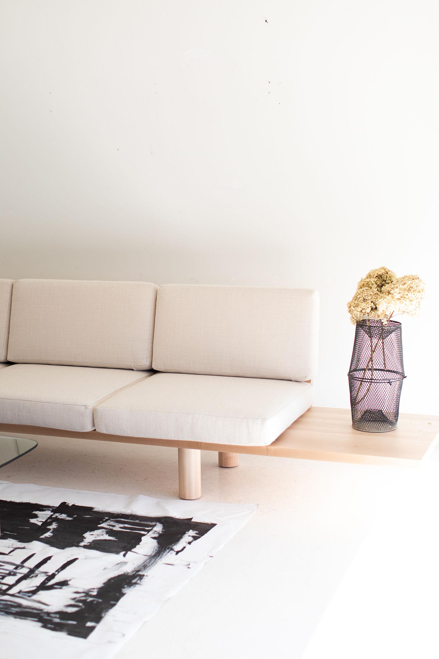 Maple Modern Suelo Sofa, Turned Leg For Sale