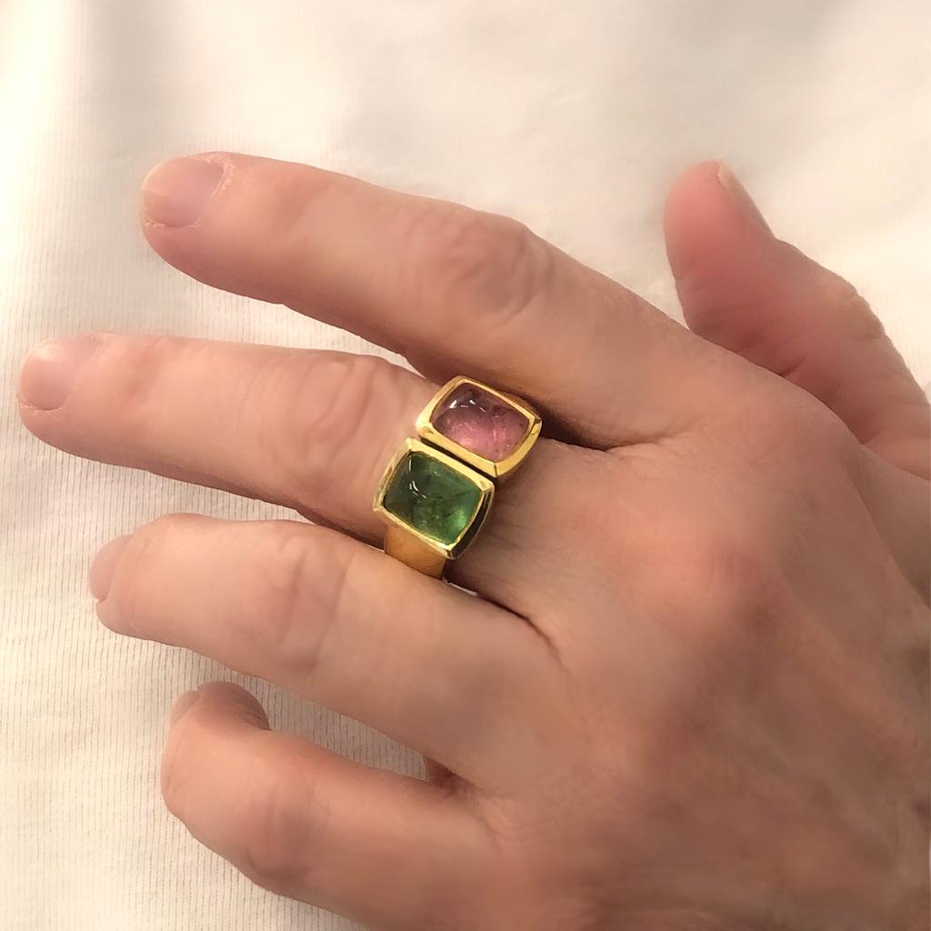 Women's 18k Two-Stone Sugarloaf Cabochon Green and Pink Tourmalines Ring, circa 1980 