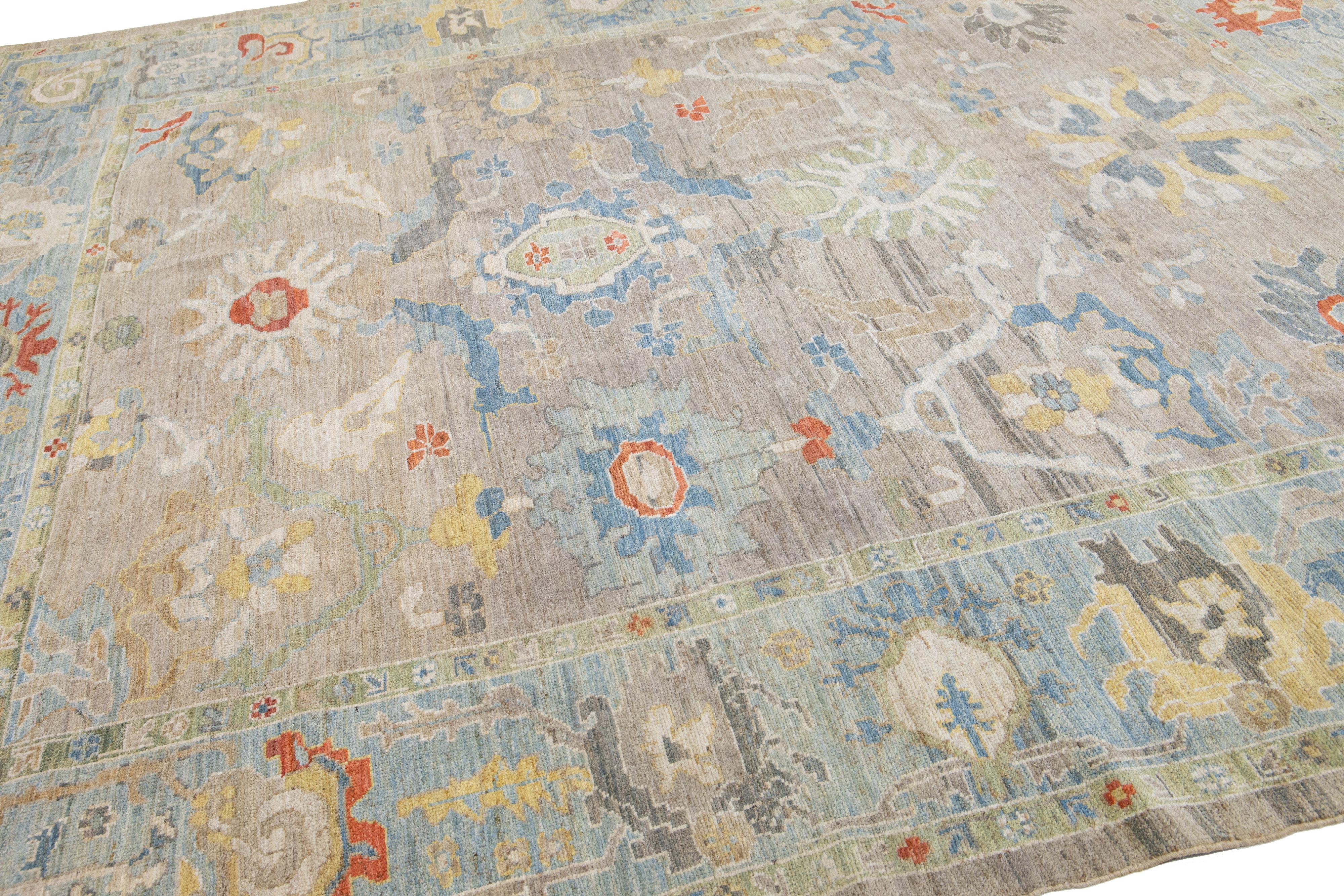 Modern Sultanabad Beige Handmade Floral Wool Rug In New Condition For Sale In Norwalk, CT