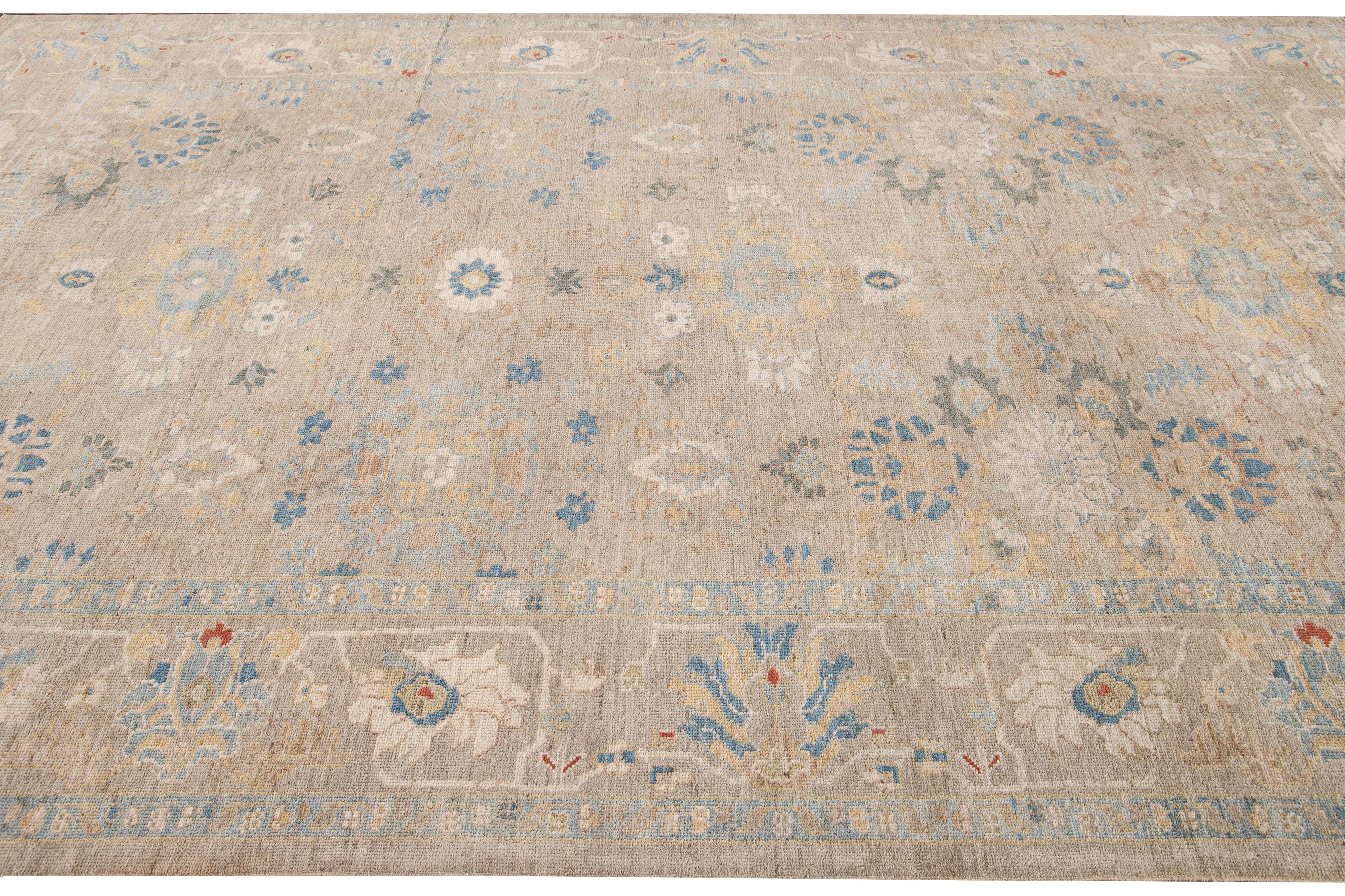 Contemporary Modern Sultanabad Beige Handmade Floral Wool Rug For Sale